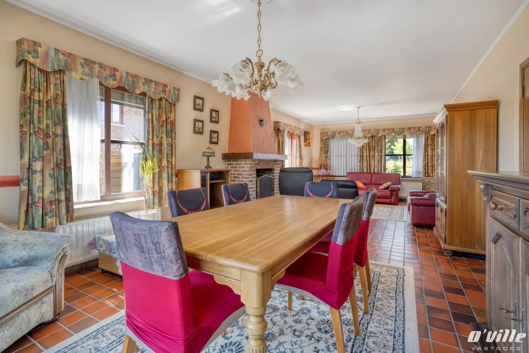 Klassieke stijlvolle villa met dakkapel foto 9