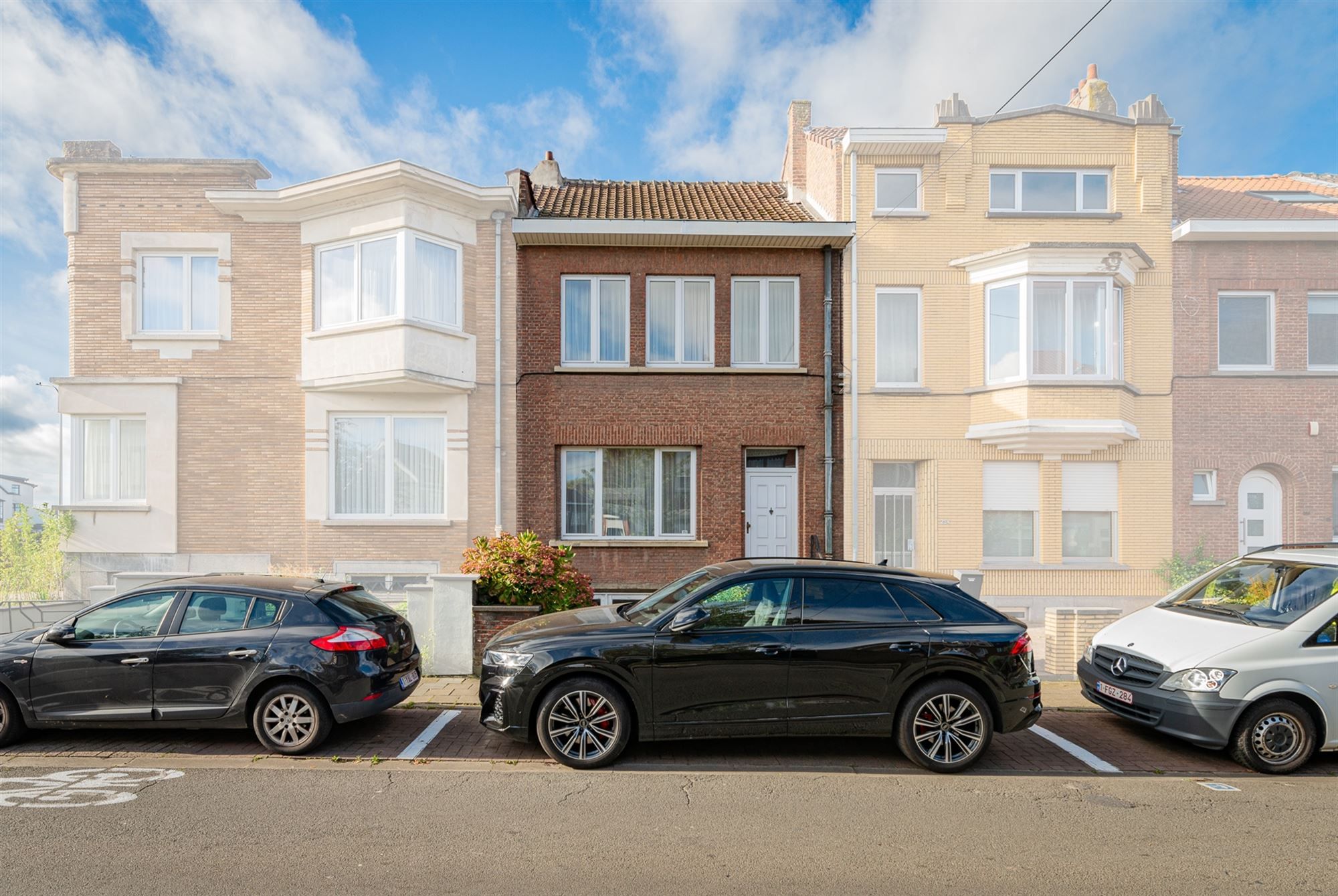 Charmante woning met 3 slaapkamers te koop in Drogenbos foto 1