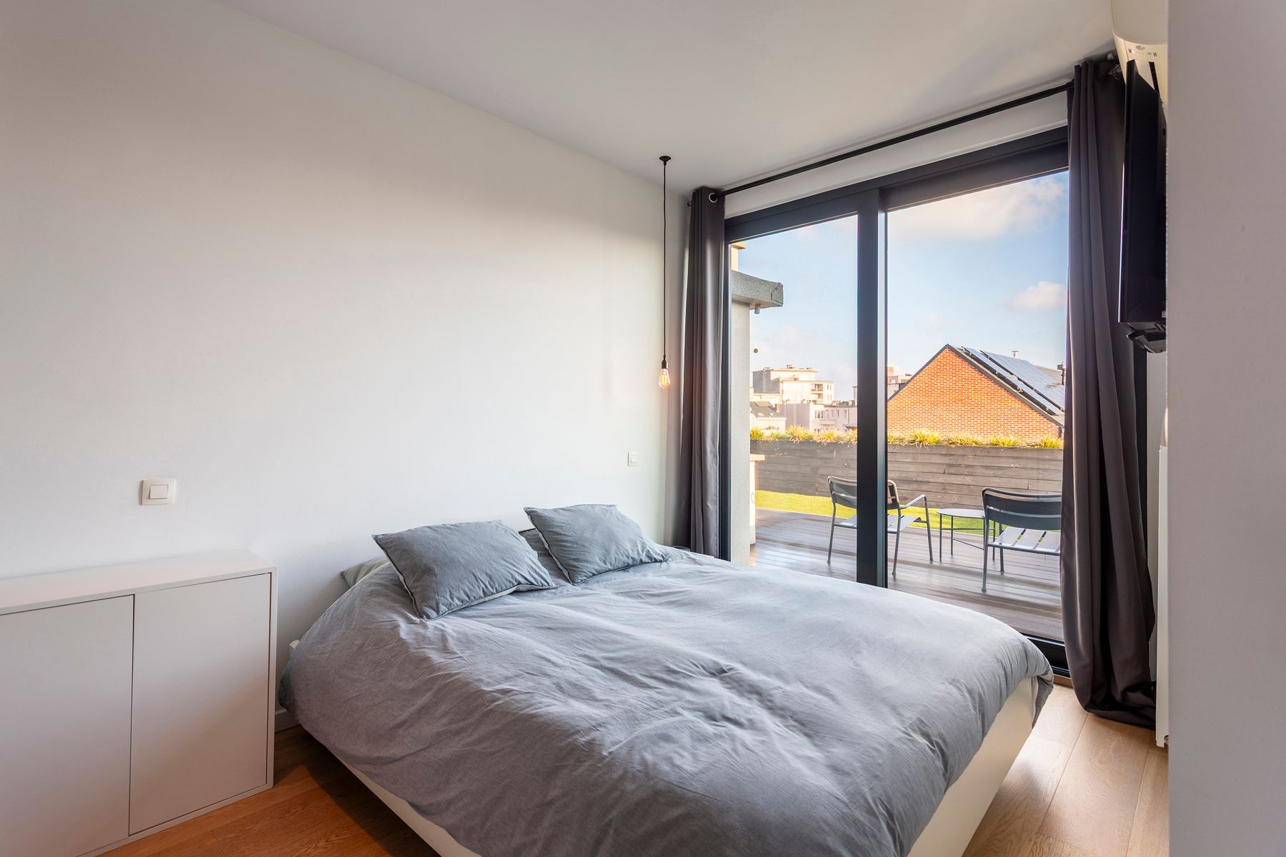 Bemeubelde penthouse met panoramische zichten over Antwerpen en riant terras foto 8