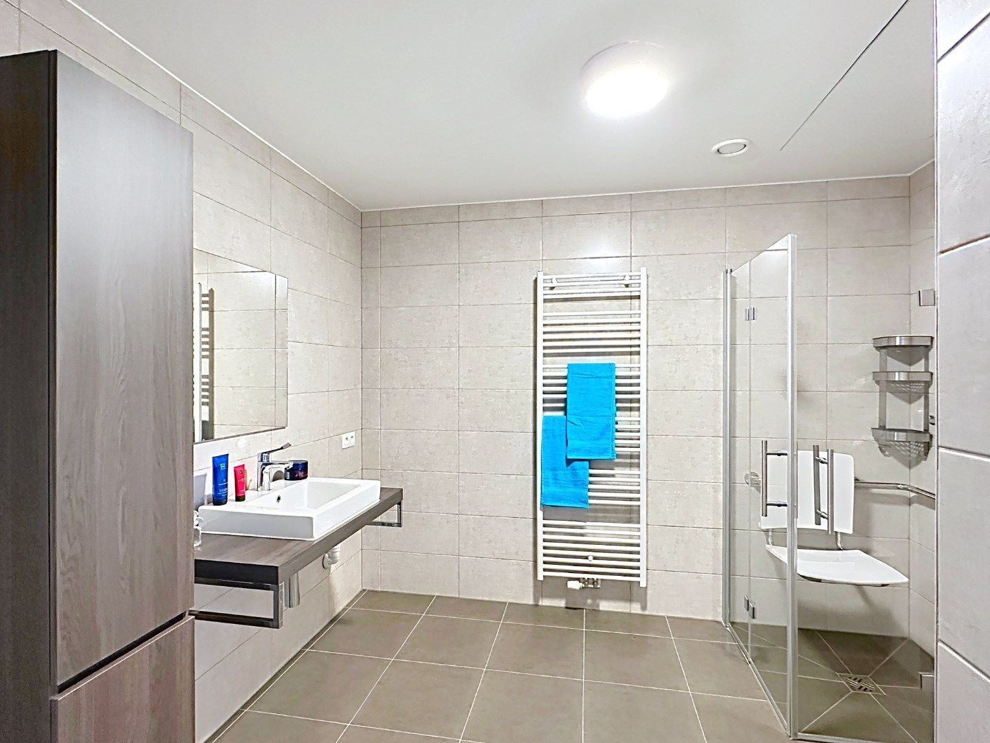 Gelijkvloers appartement in hartje Ruien foto 6