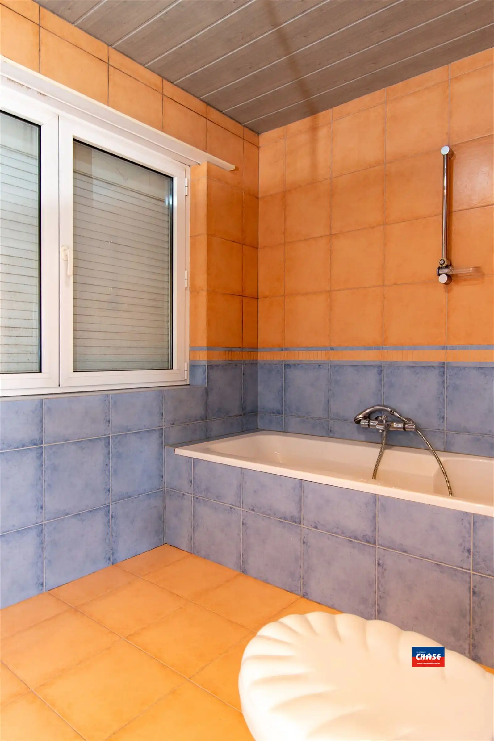 Woning met 2-3 slpks, tuin en garage foto 15