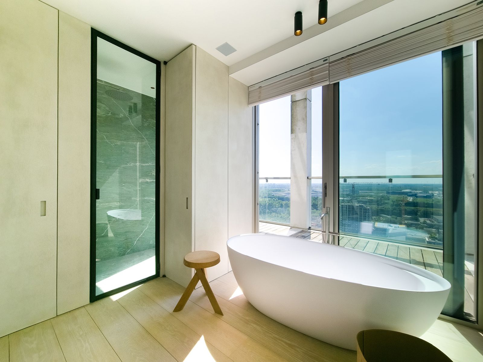 Exclusief wonen op grote hoogte in hartje Nieuw Zuid foto 21
