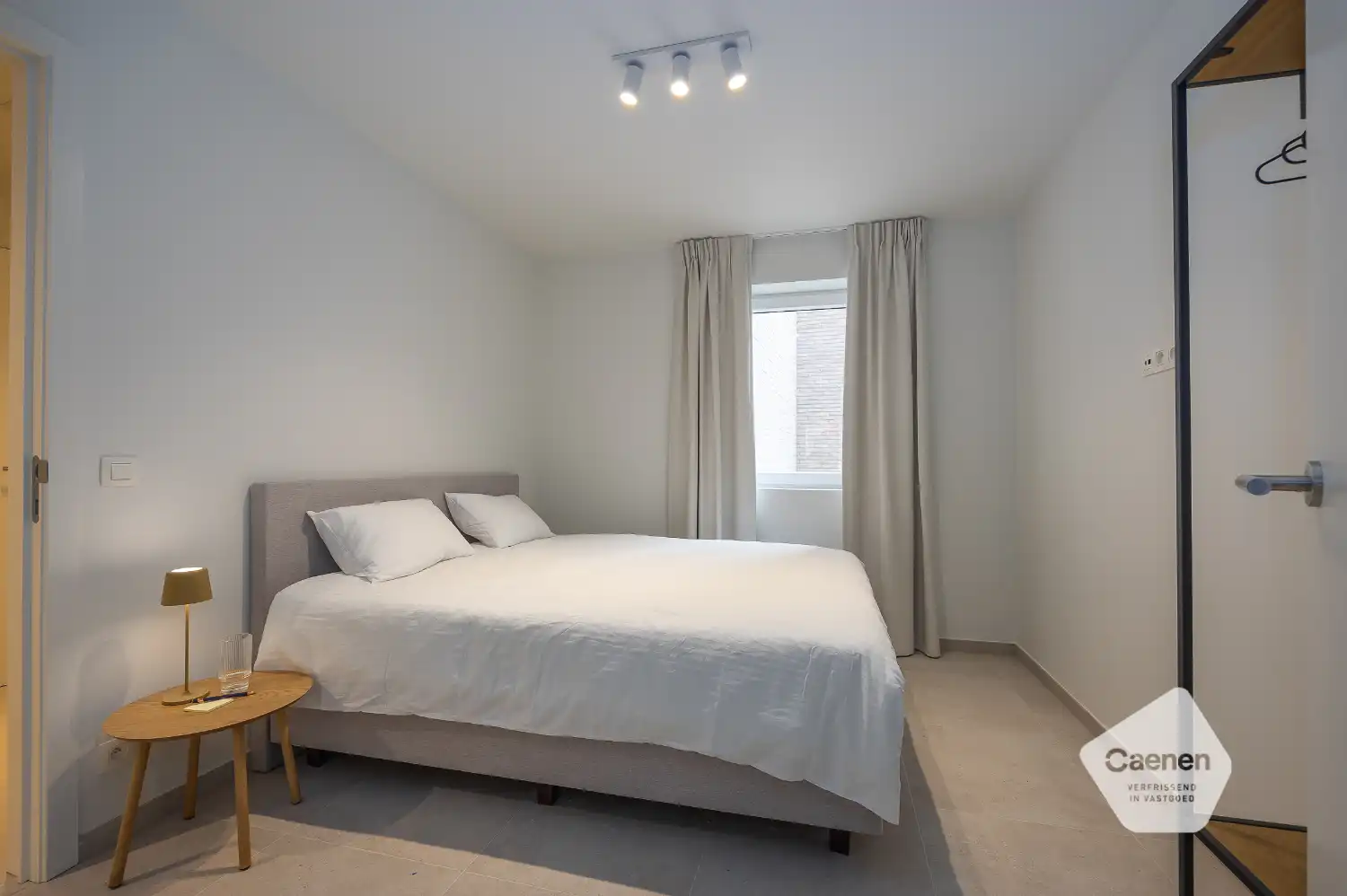 Nieuwbouwappartement met 1 slaapkamer te koop in het hartje van Oostende foto 8