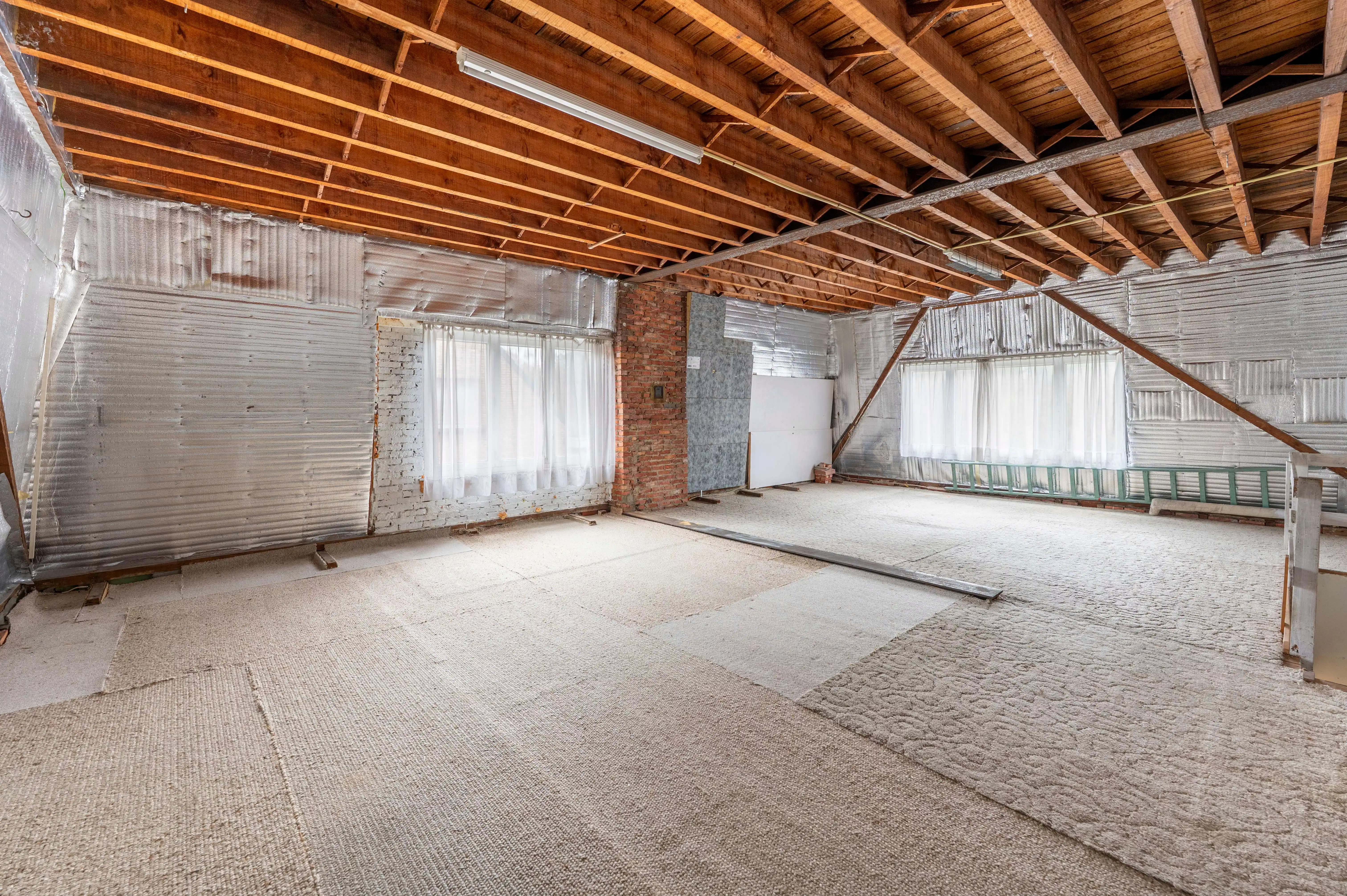 Halfopen bebouwing met veel potentieel, zonnige tuin en garage in Kapellen! foto 18