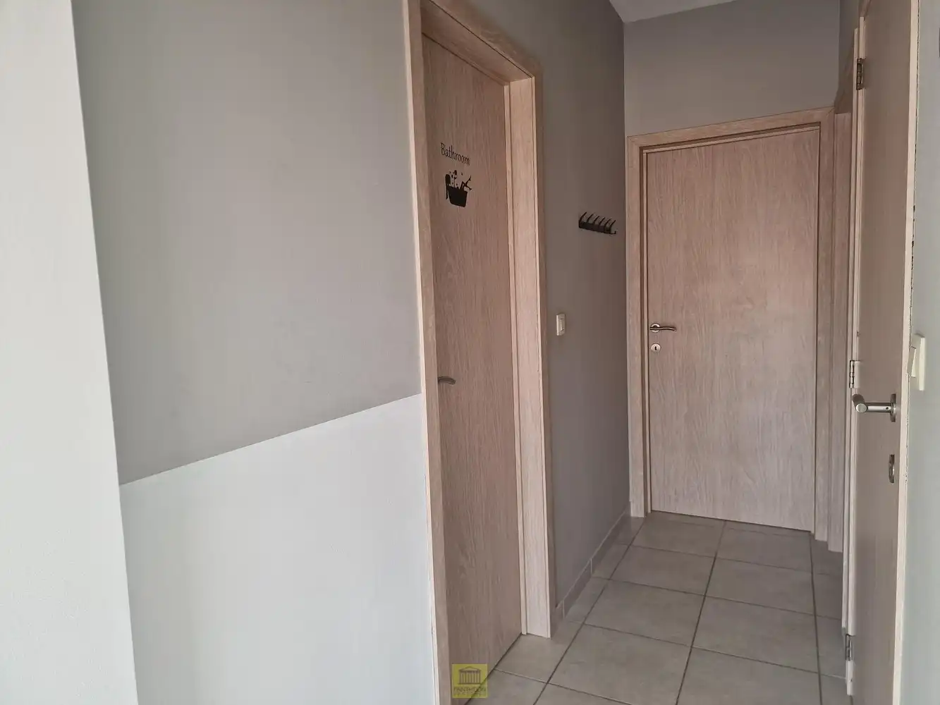 Aantrekkelijk 2-slaapkamerappartement rustig doch centraal gelegen. foto 9