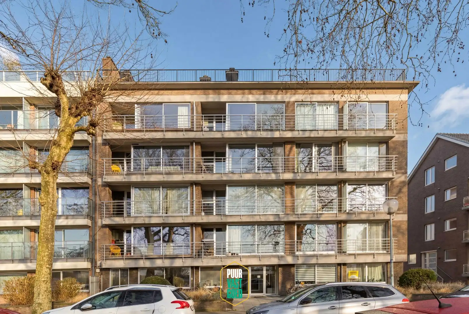 Ruim gerenoveerd en gemeubeld appartement voor tijdelijke verhuur foto 20