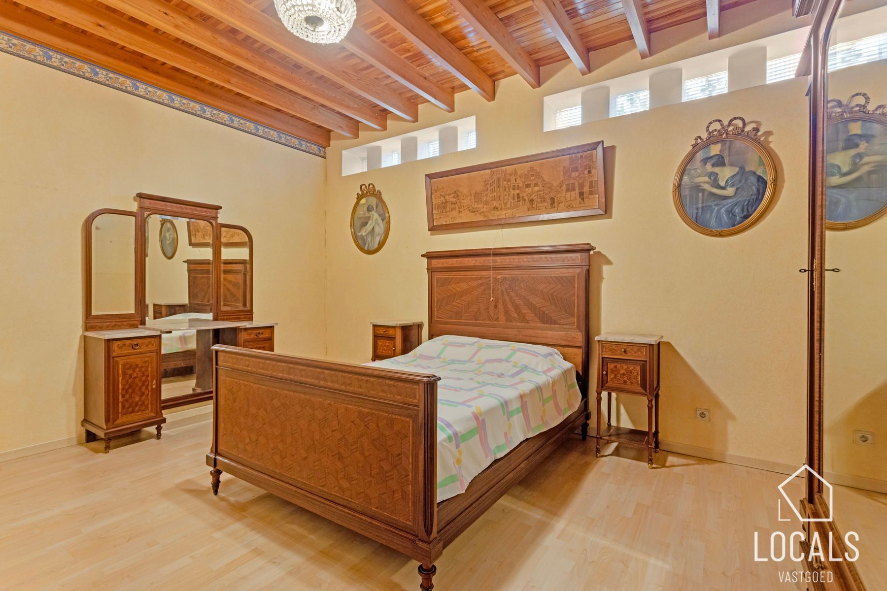 Unieke eigendom op toplocatie foto 4