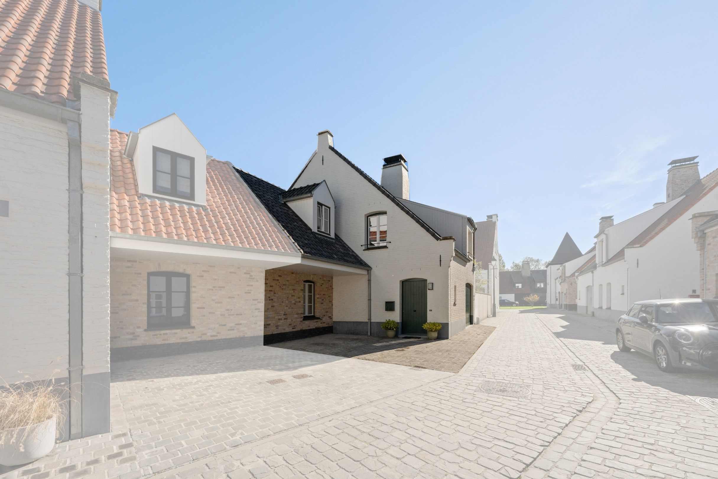 PRACHTIG INSTAPKLARE woning te huur met 3 volwaardige slaapkamers, garage en gezellige tuin gelegen in het hart van RAMSKAPELLE. foto 21