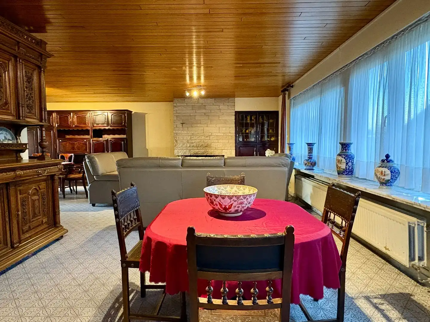 Grote hoekwoning te koop in de Bosmolens te Izegem met 3 slaapkamers, ruime tuin en een zolder met veel mogelijkheden. foto 7