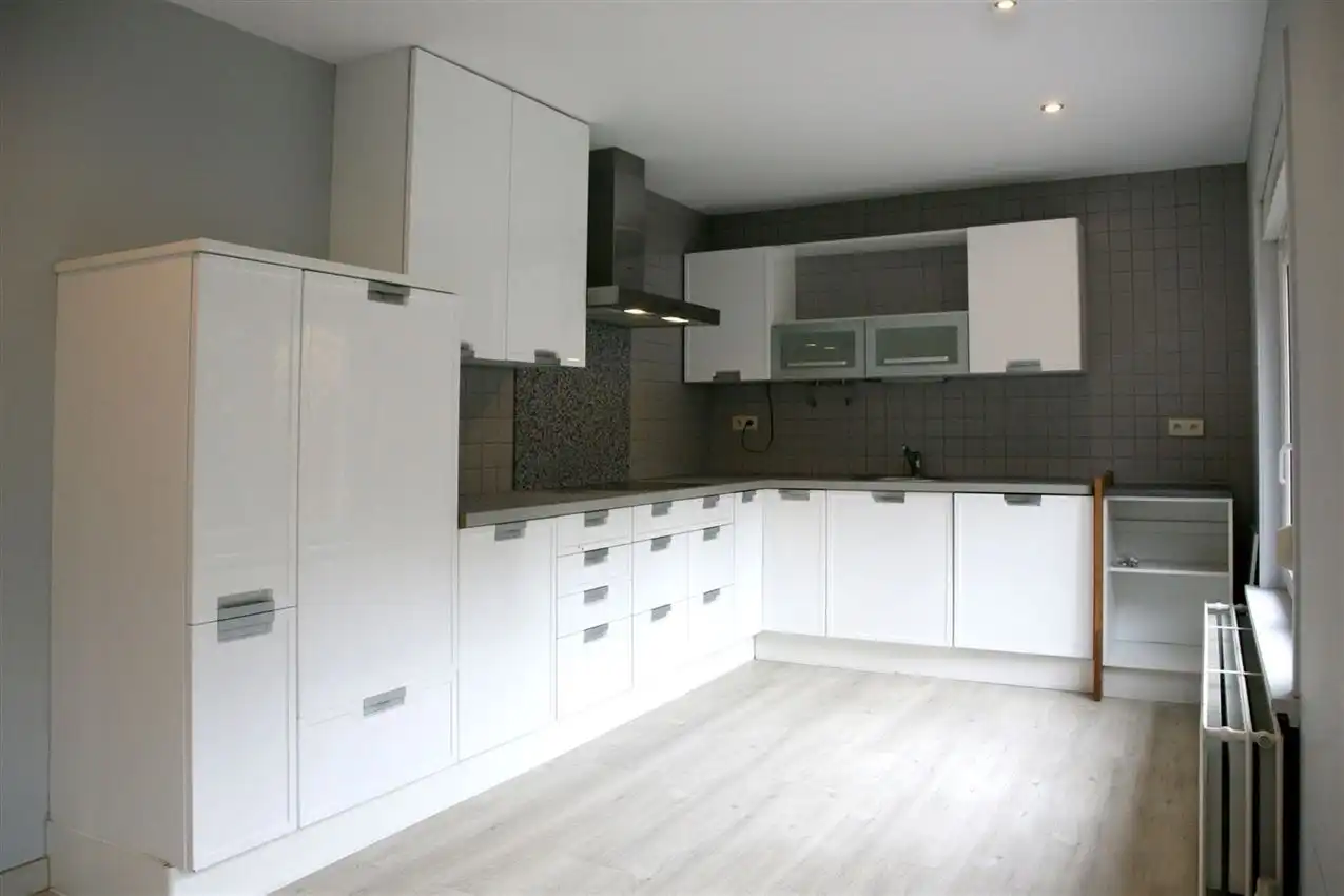 Zeer rustig gelegen gelijkvloerse woning met 3 slpk. foto 11