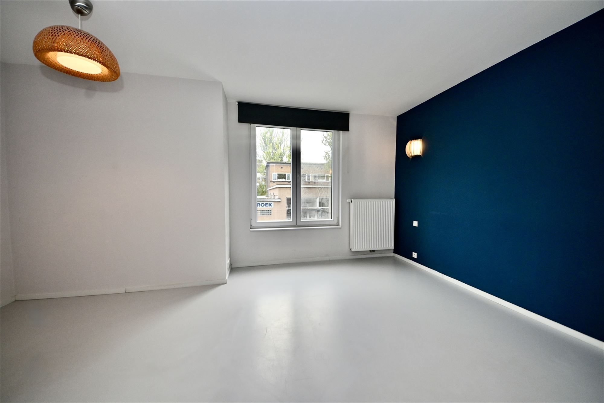 Appartement met 2 slaapkamers, terras en staanplaats.  foto 10