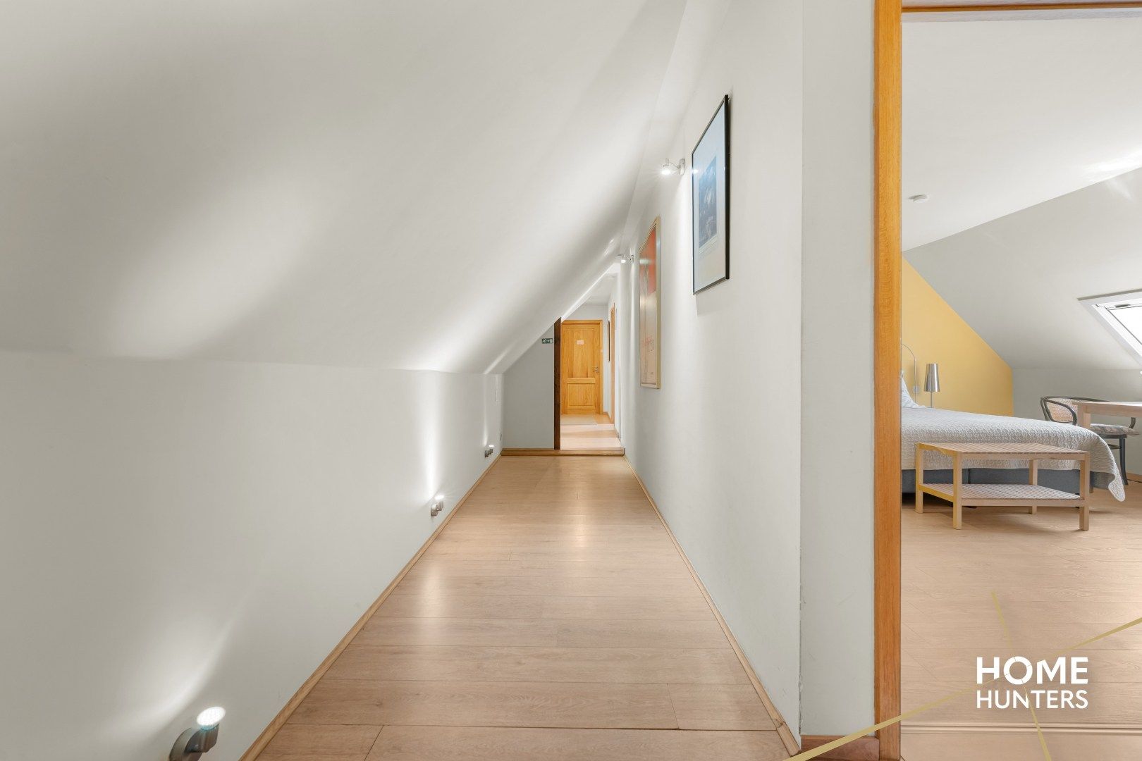 Instapklare exclusieve eigendom met historisch bijgebouw en hoogwaardige afwerking in een oase van rust en ruimte foto 15