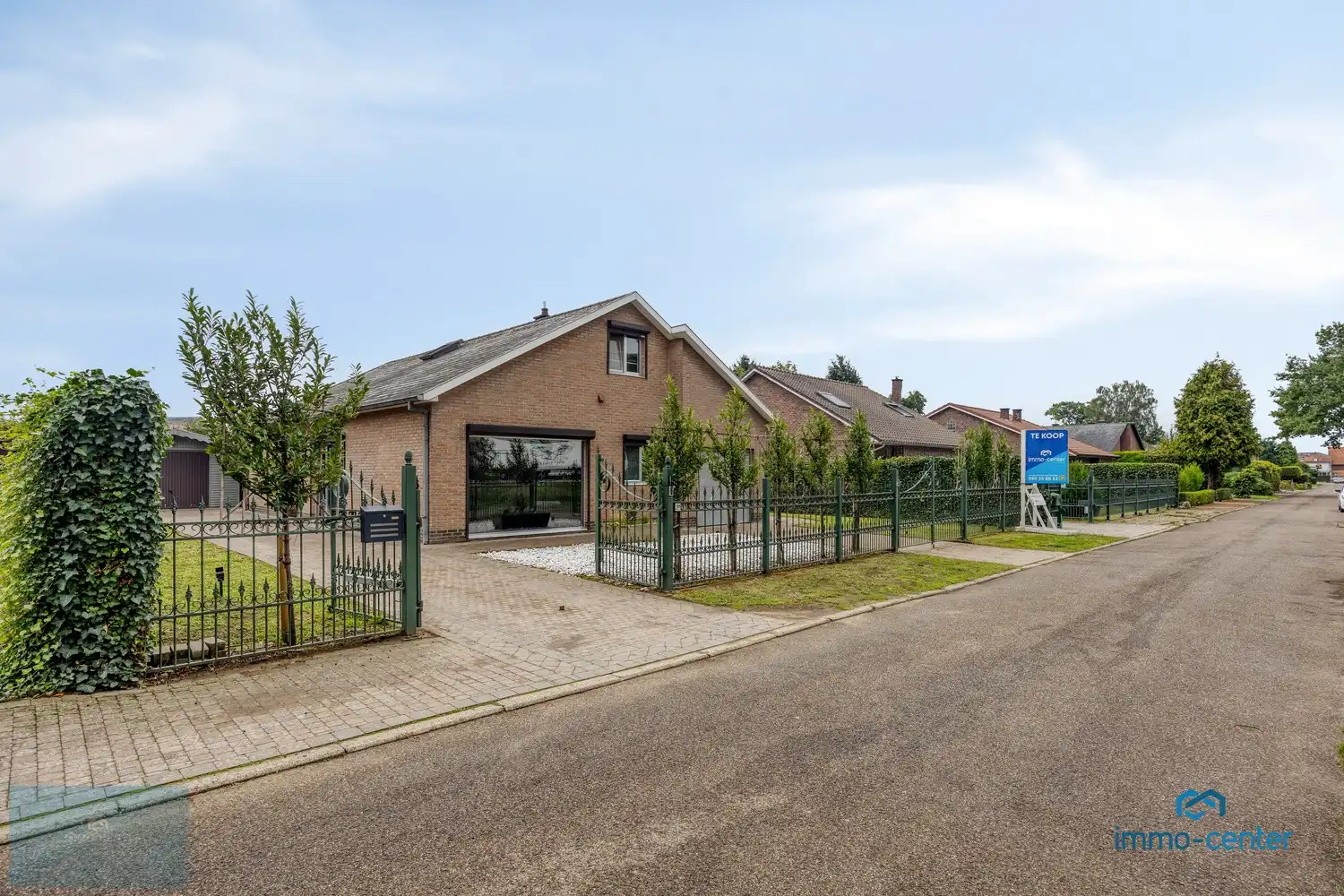 Ruime vrijstaande woning met 4 slaapkamers en grote tuin foto 28