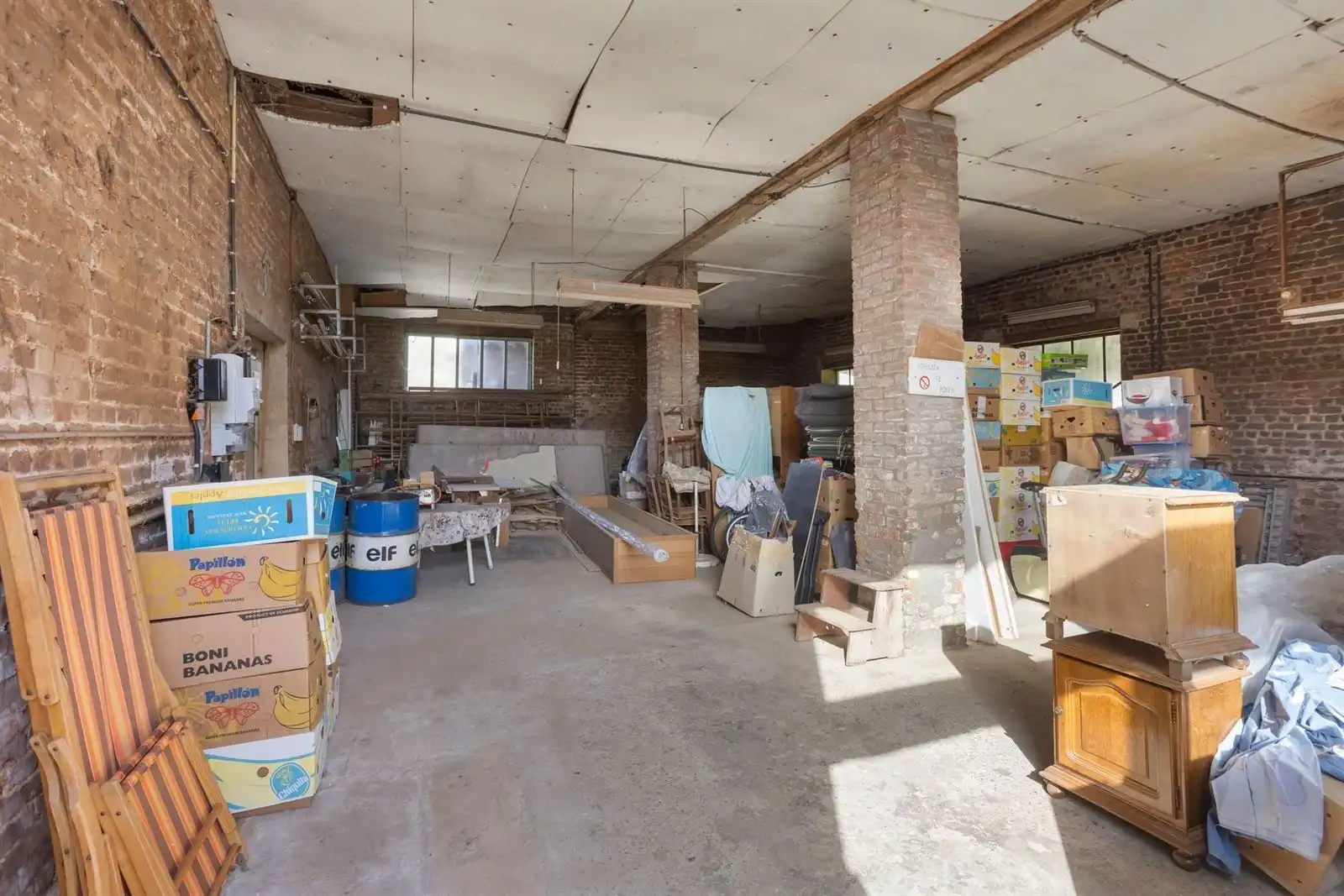 Magazijn met woning  foto 6