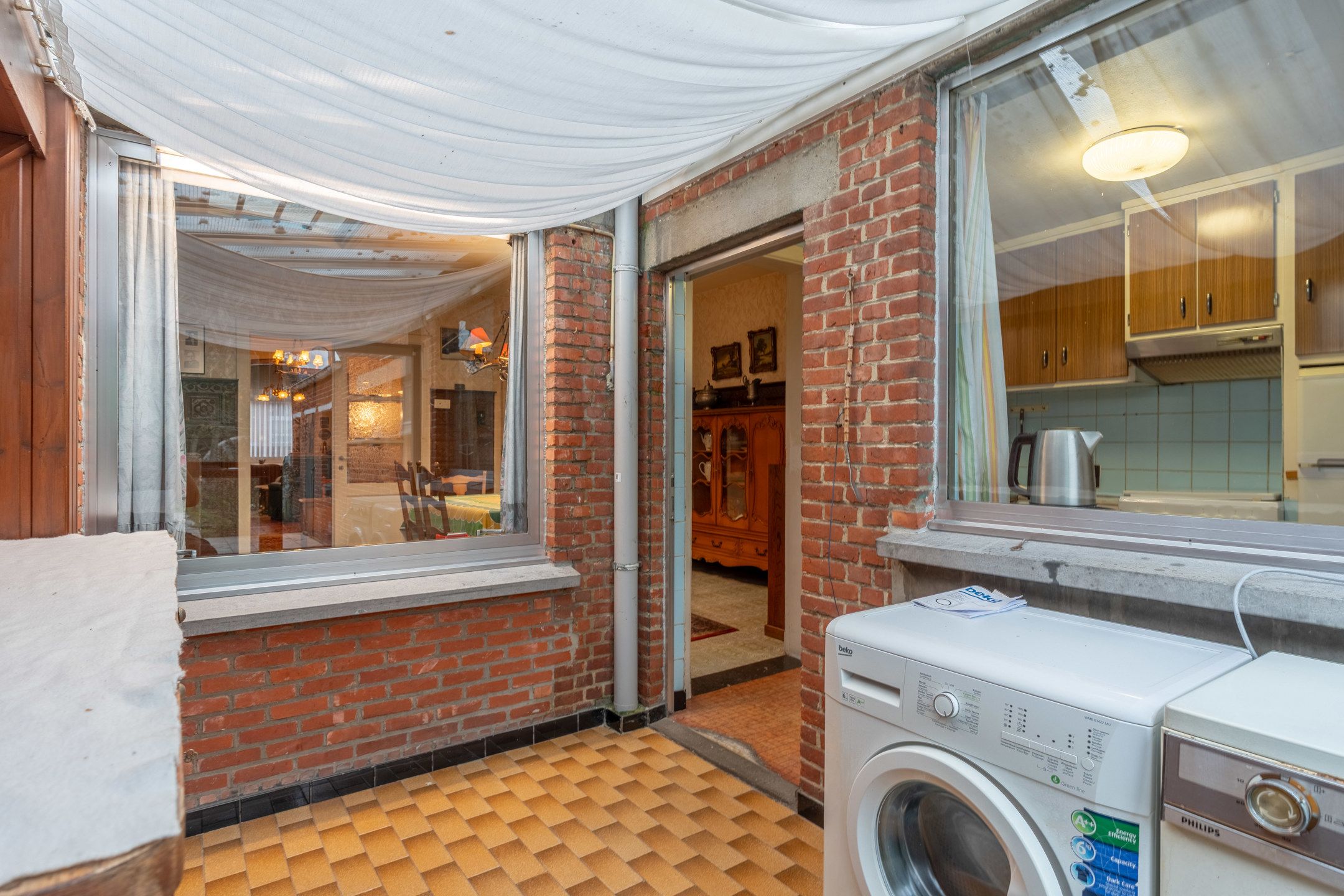 Te renoveren woning met 4-5 slpk's en tuin te Turnhout. foto 14