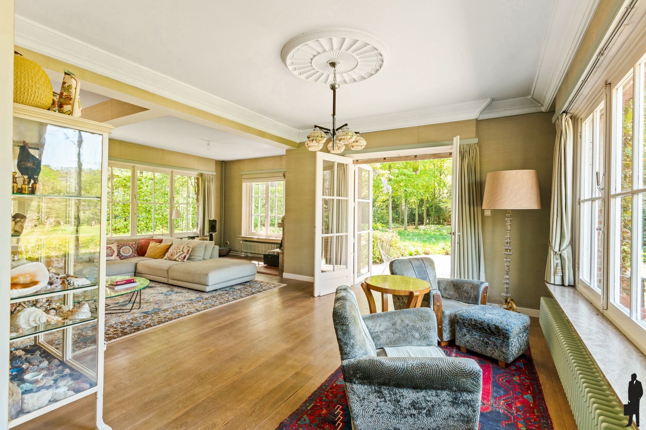 AUTHENTIEKE VILLA MET PARKTUIN EN VERKAVELINGSPOTENTIEEL foto 41