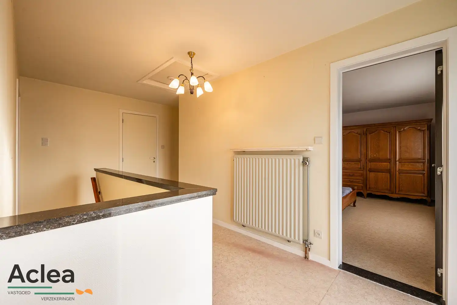 Ruime gezinswoning op een mooi perceel in de Witte Wijk foto 25