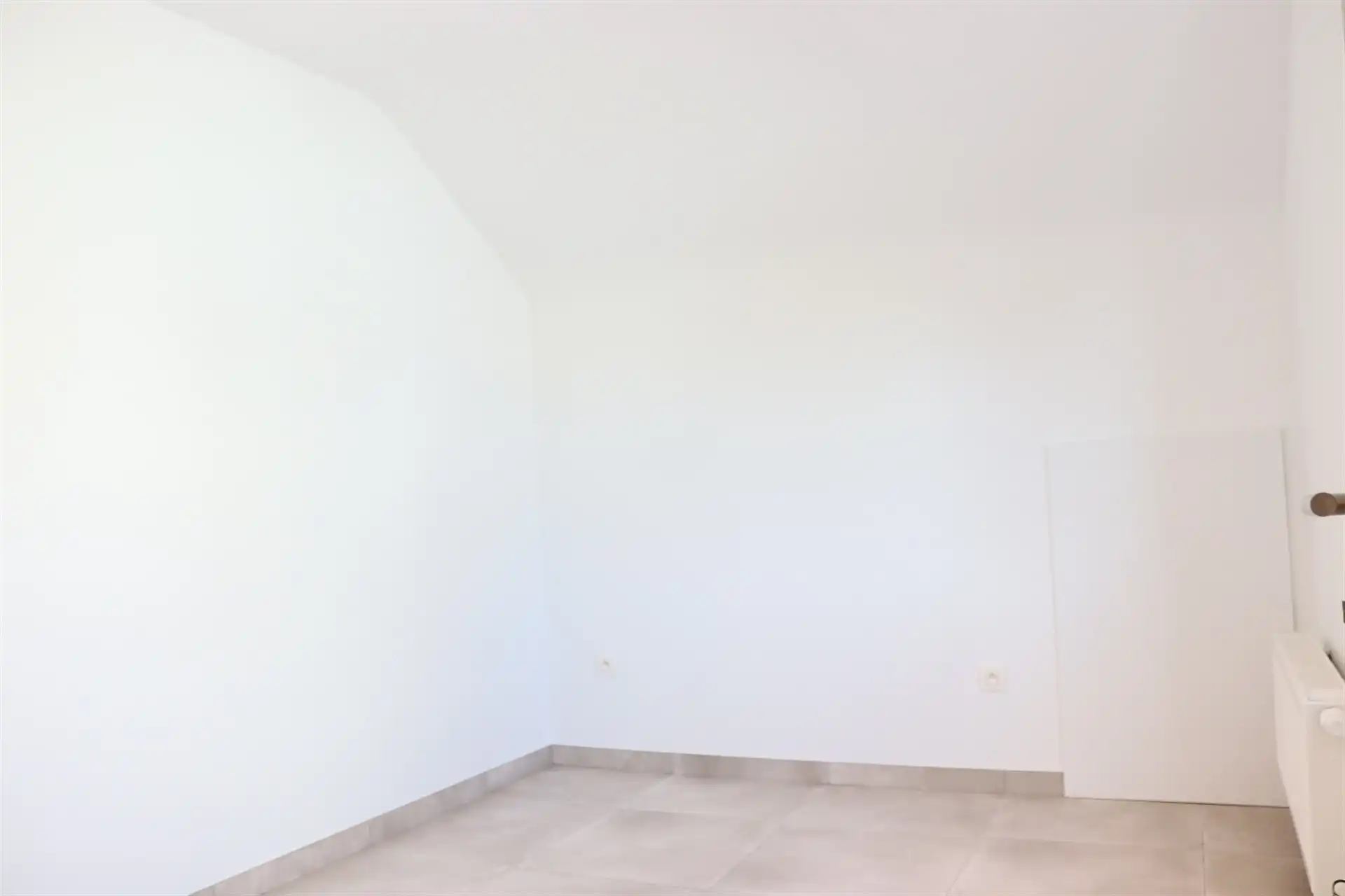 Gunstig gelegen ruime woning met garage en tuin.  foto 10