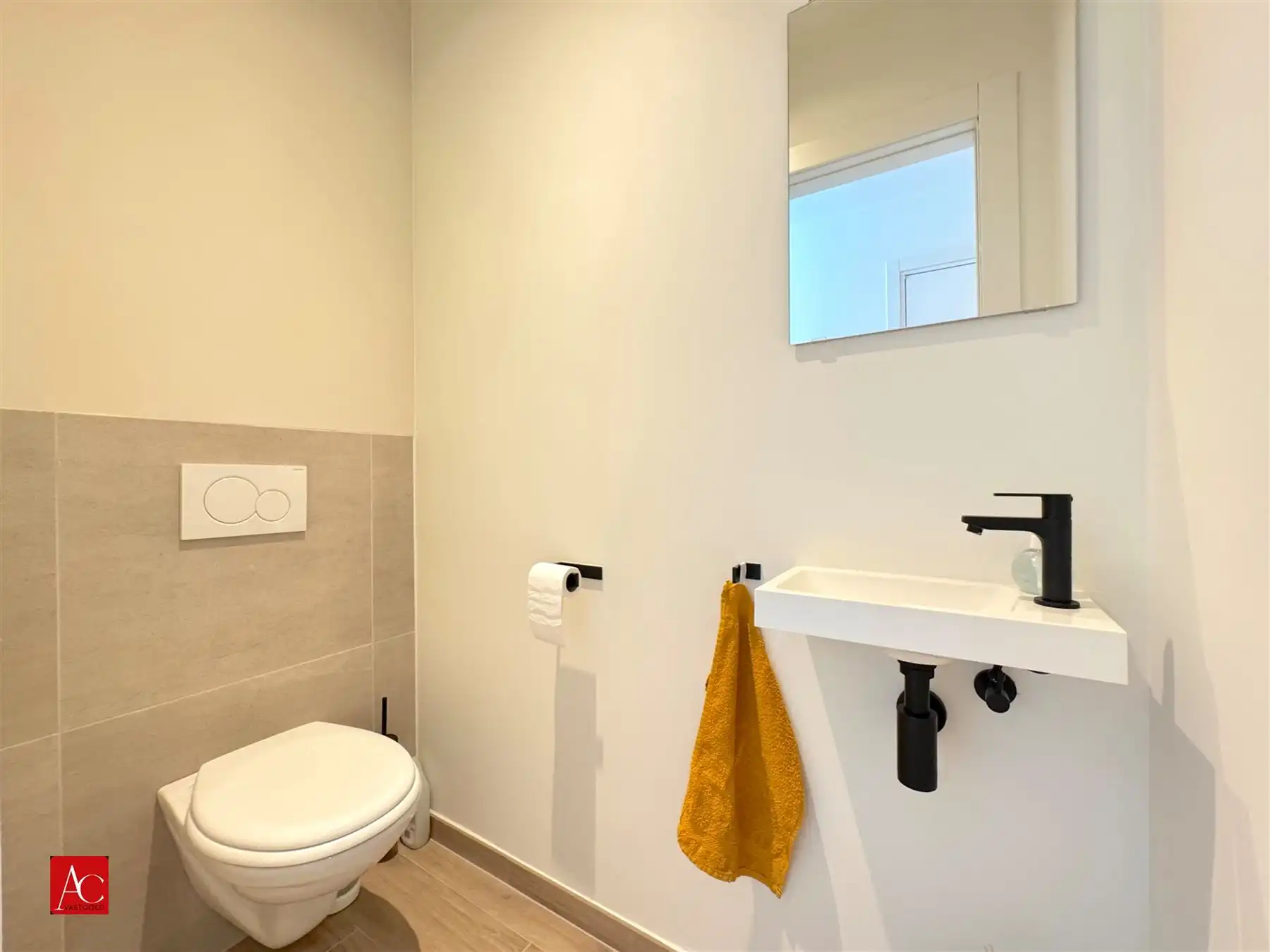 Gelijkvloers appartement met garage en 2 slaapkamers  foto 22