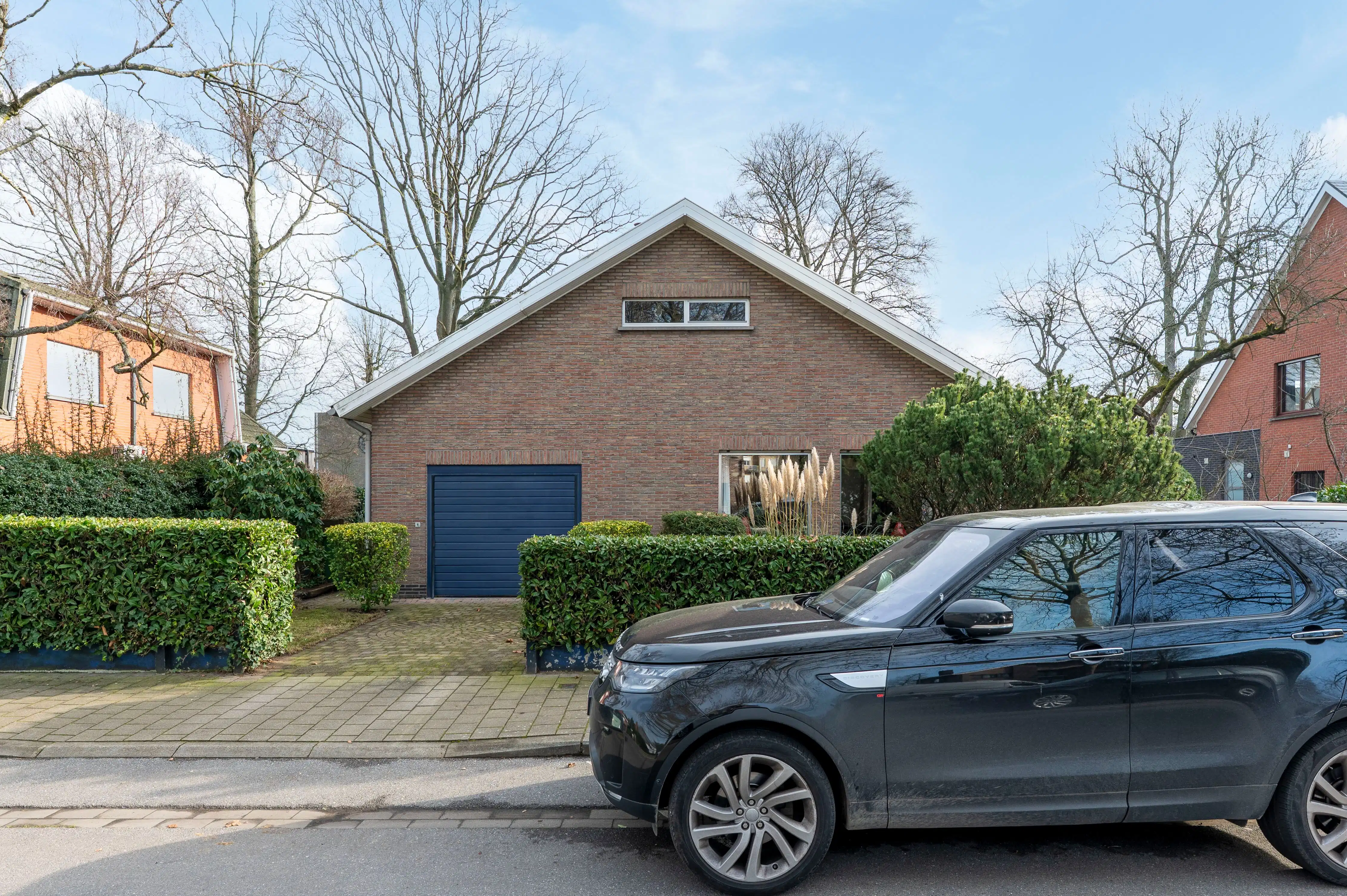 Te renoveren laagbouwvilla in een gegeerde wijk in Ekeren! foto 23