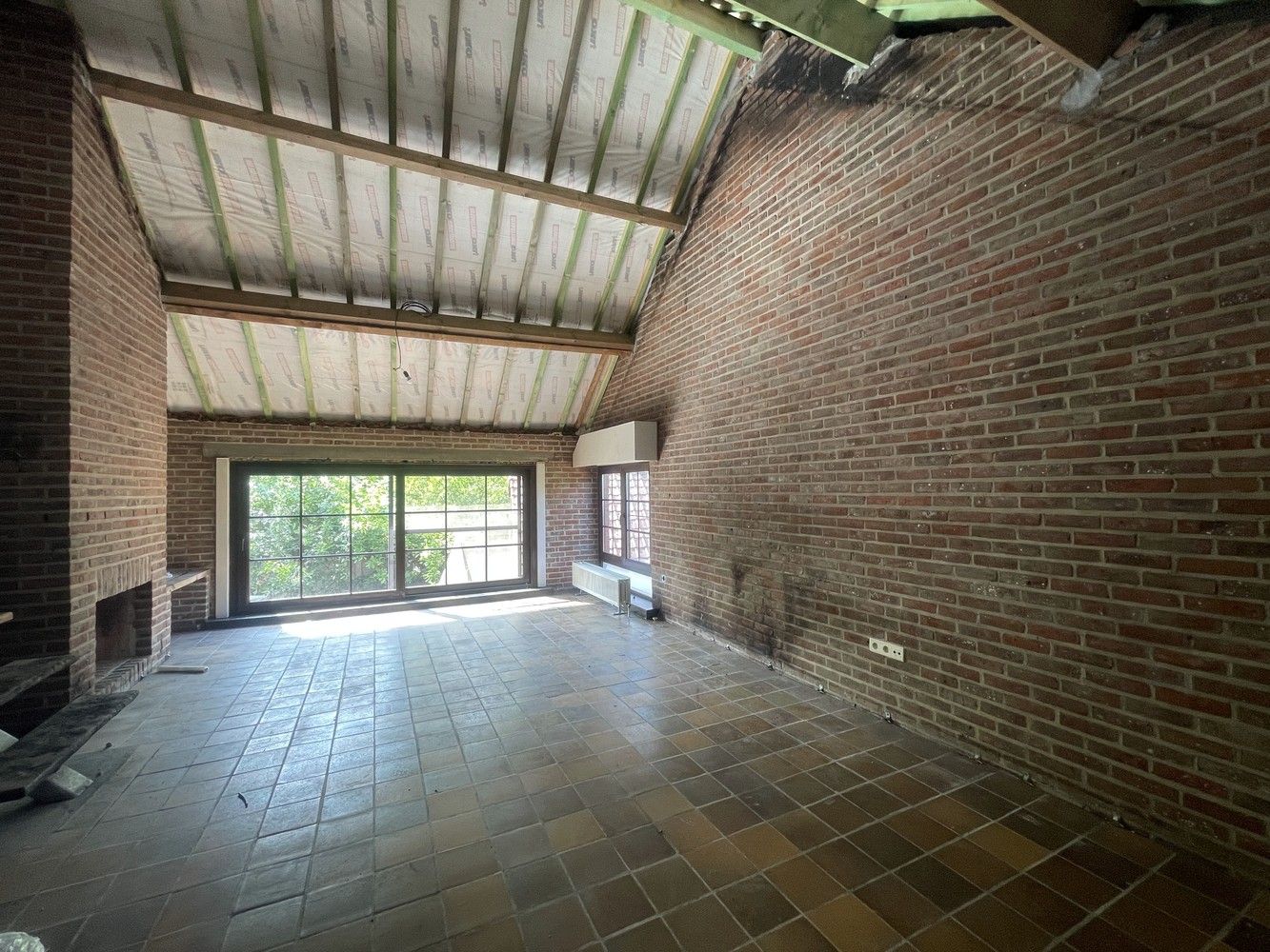 Landelijk gelegen en ruime gezinswoning foto 10