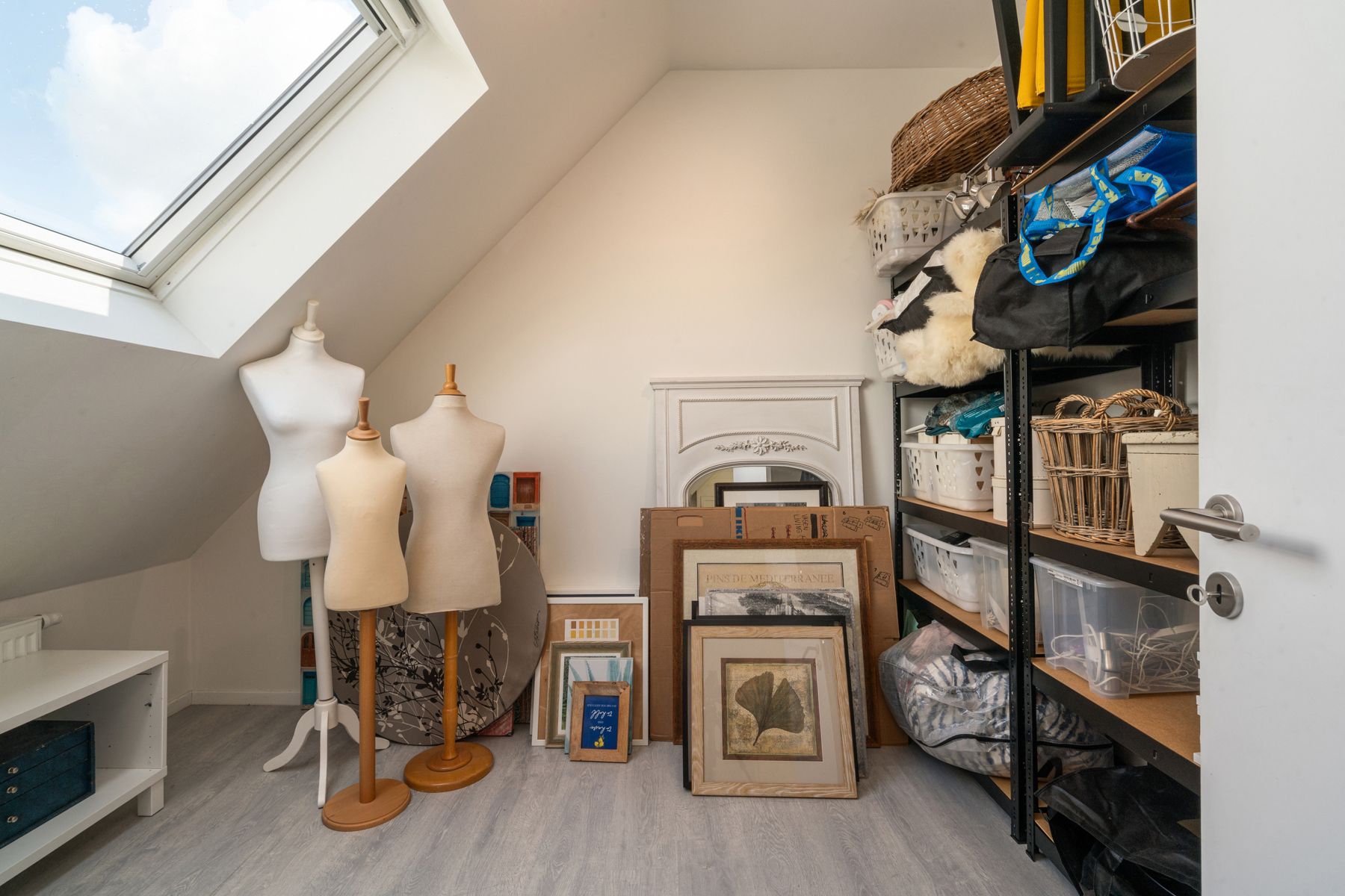 Volledig gerenoveerde rijwoning met stadstuin in Aalst foto 22