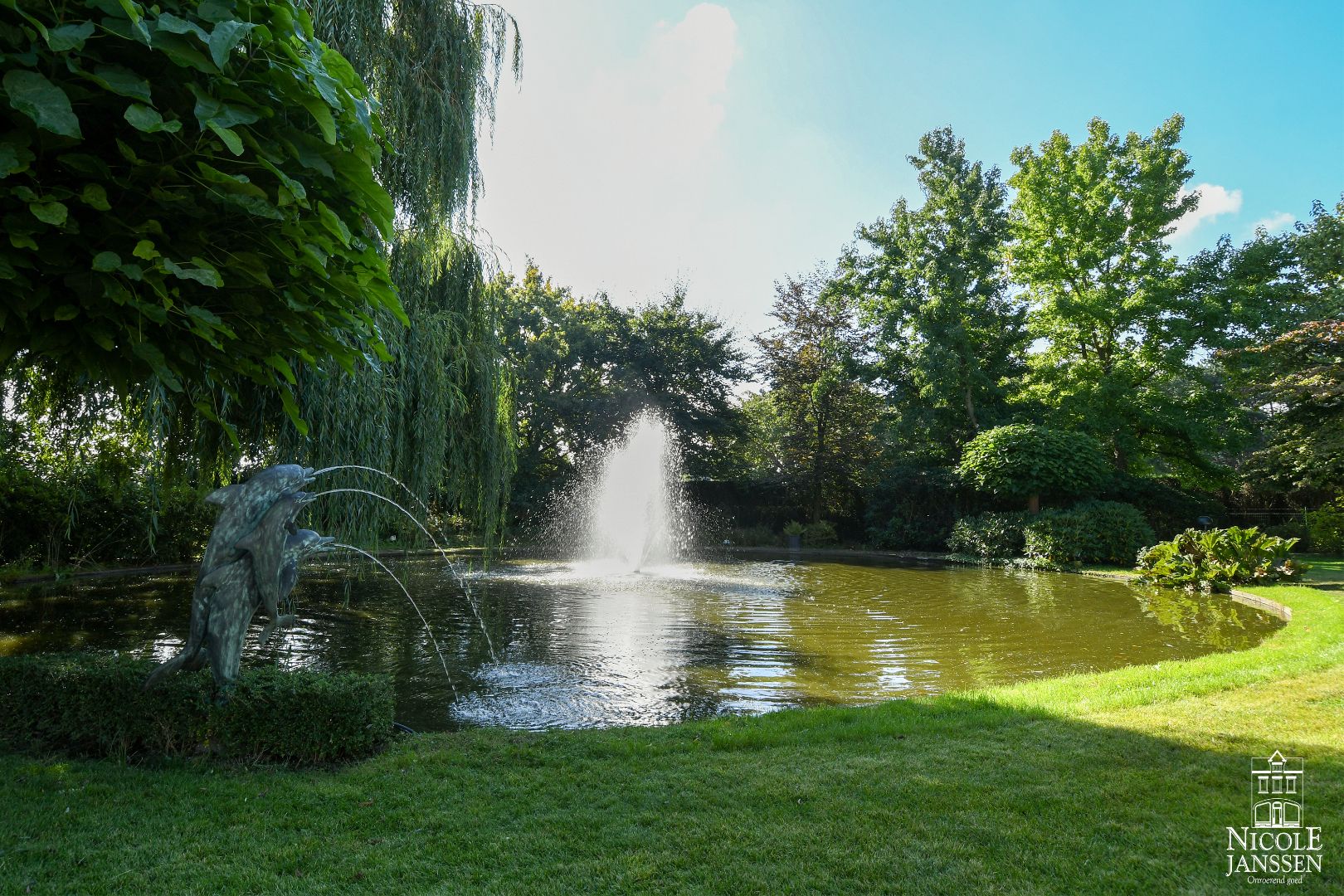 Exclusieve villa met binnenzwembad gelegen op een residentiële locatie foto 28