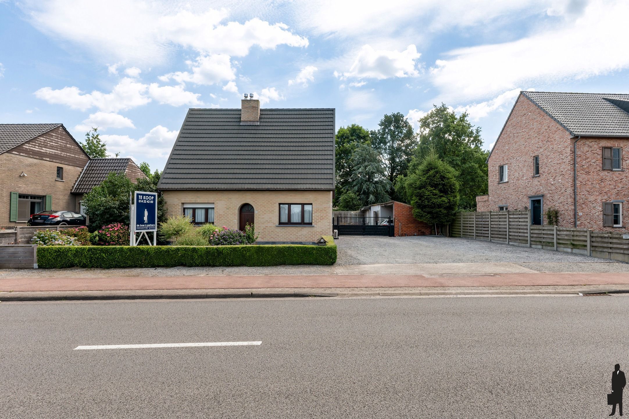 Vrijstaande woning gelegen in het centrum van Zammel/Geel foto {{pictureIndex}}