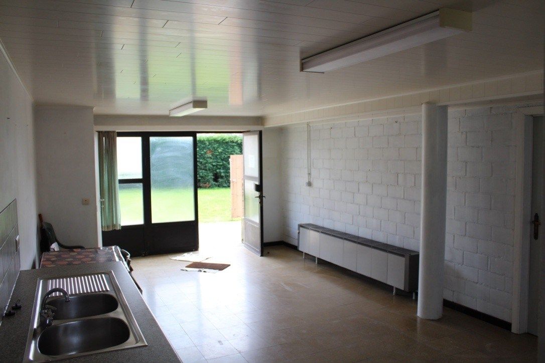 Woning 3 slpk + bureau met mooie tuin en garage foto 8