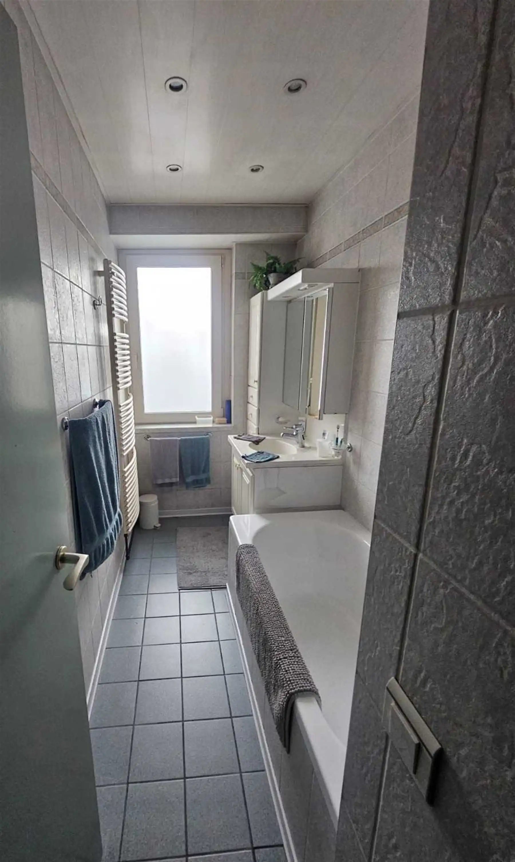 Bel-etage met ruime garage en atelier! foto 11