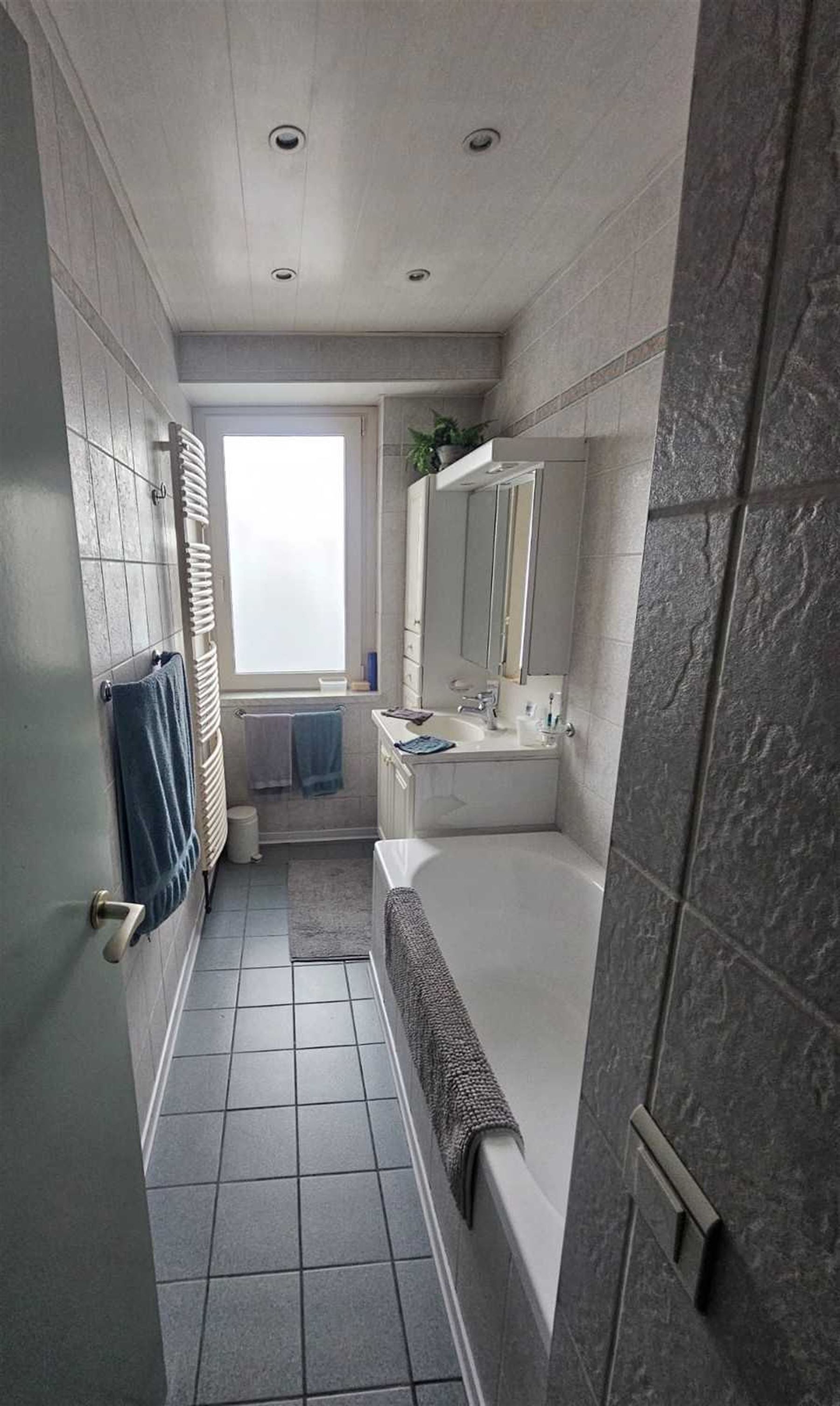 Bel-etage met ruime garage en atelier! foto 11