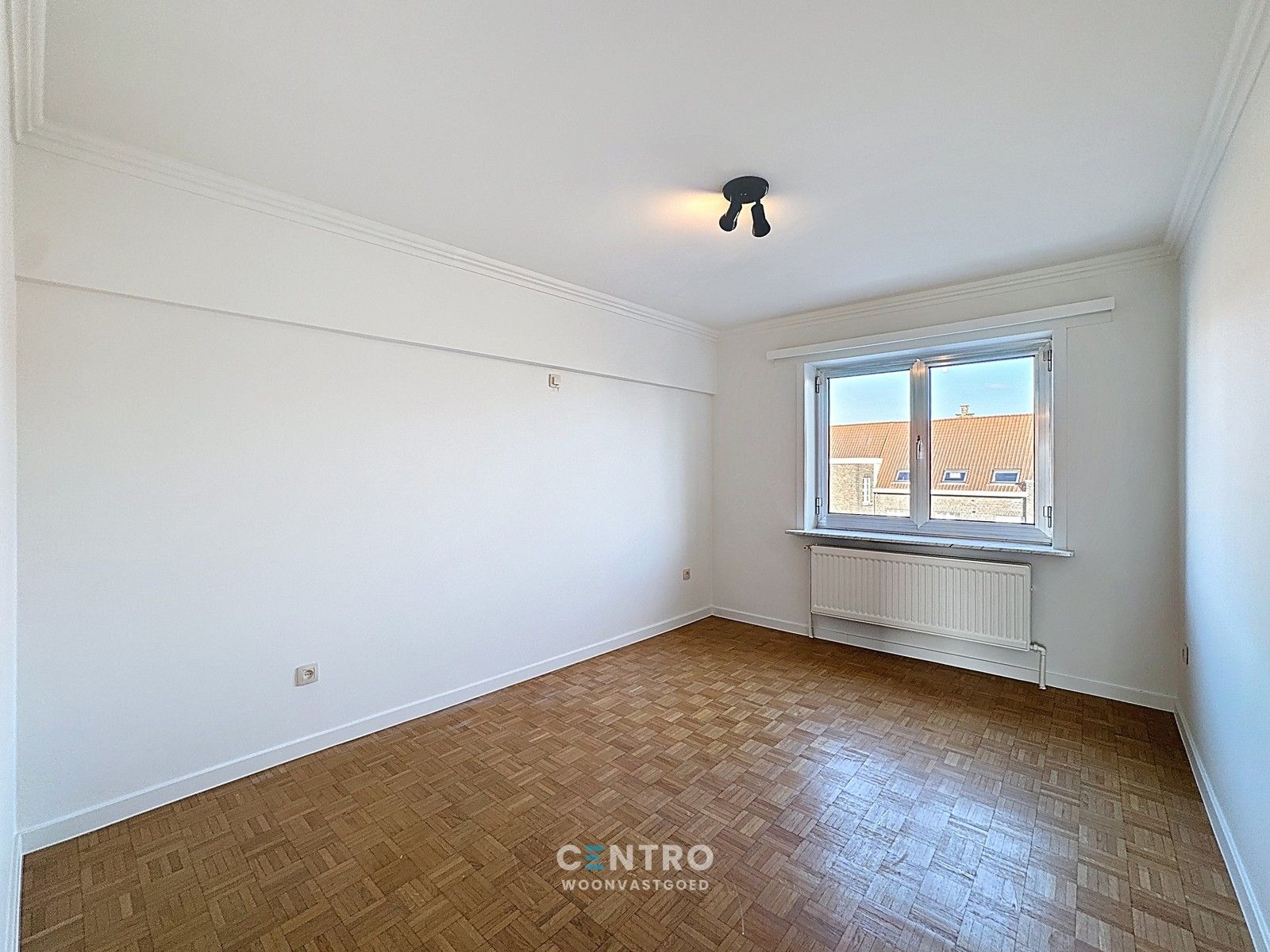 Centraal gelegen instapklaar appartement met 2 slpks en 2 terrassen! foto 9
