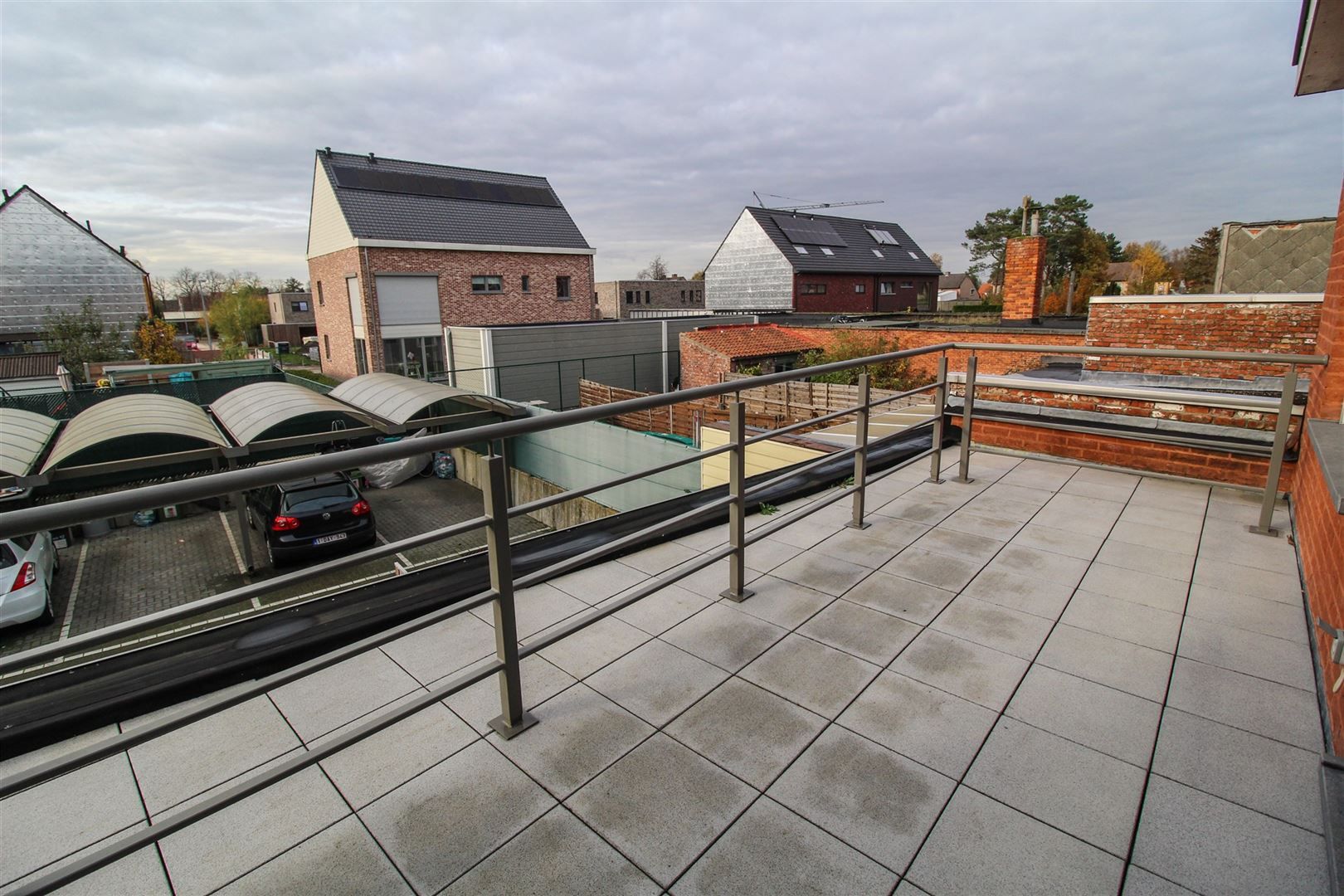 Instapklaar appartement met 2 slaapkamers en bijhorende autostaanplaats foto 7