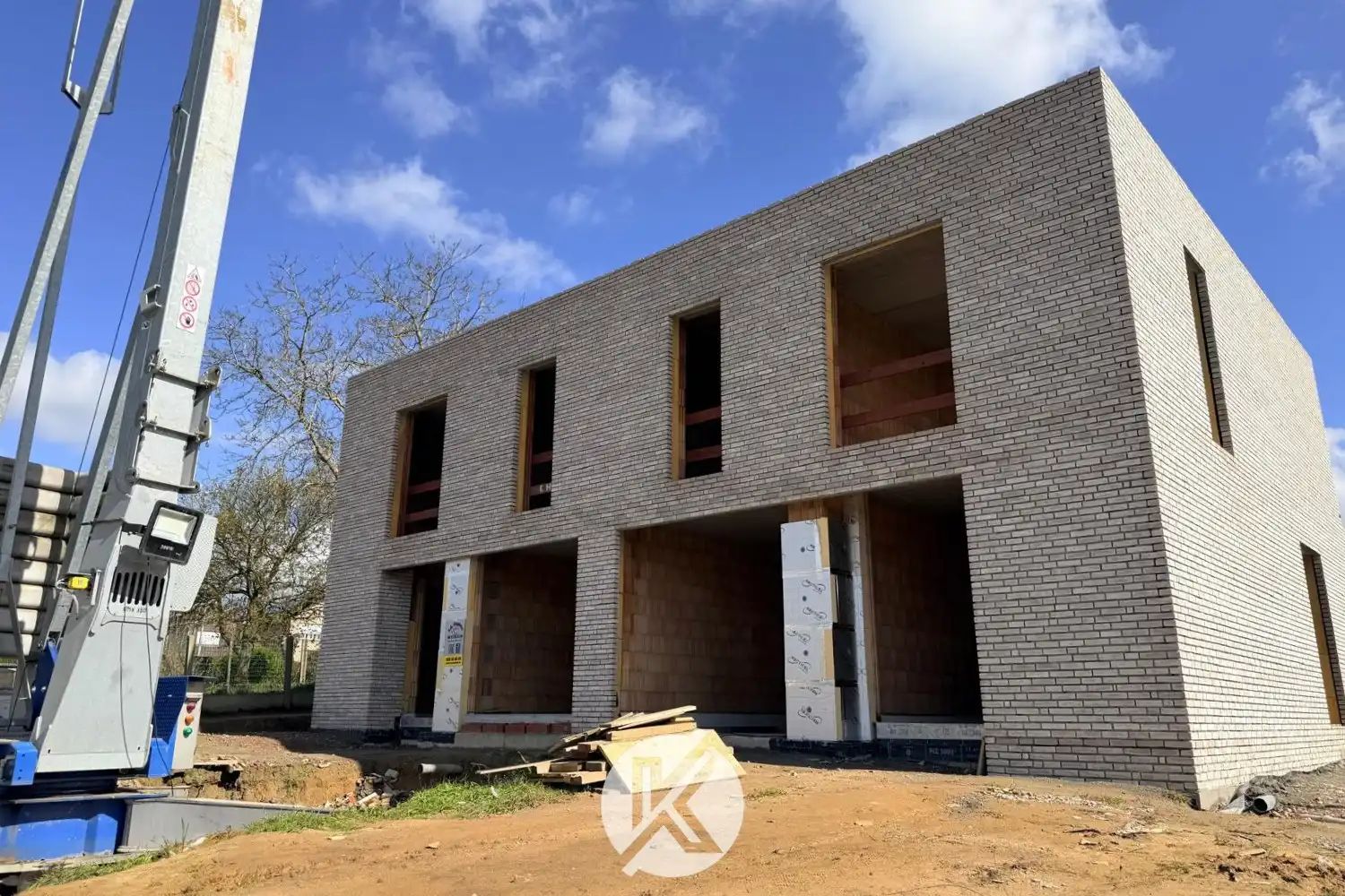 Casco nieuwbouwwoning op een rustige locatie foto {{pictureIndex}}