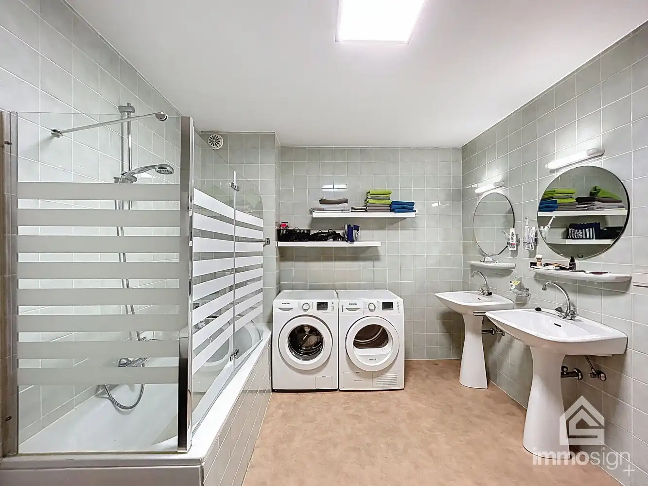 Ruim appartement in het centrum van Hamont-Achel! foto 15