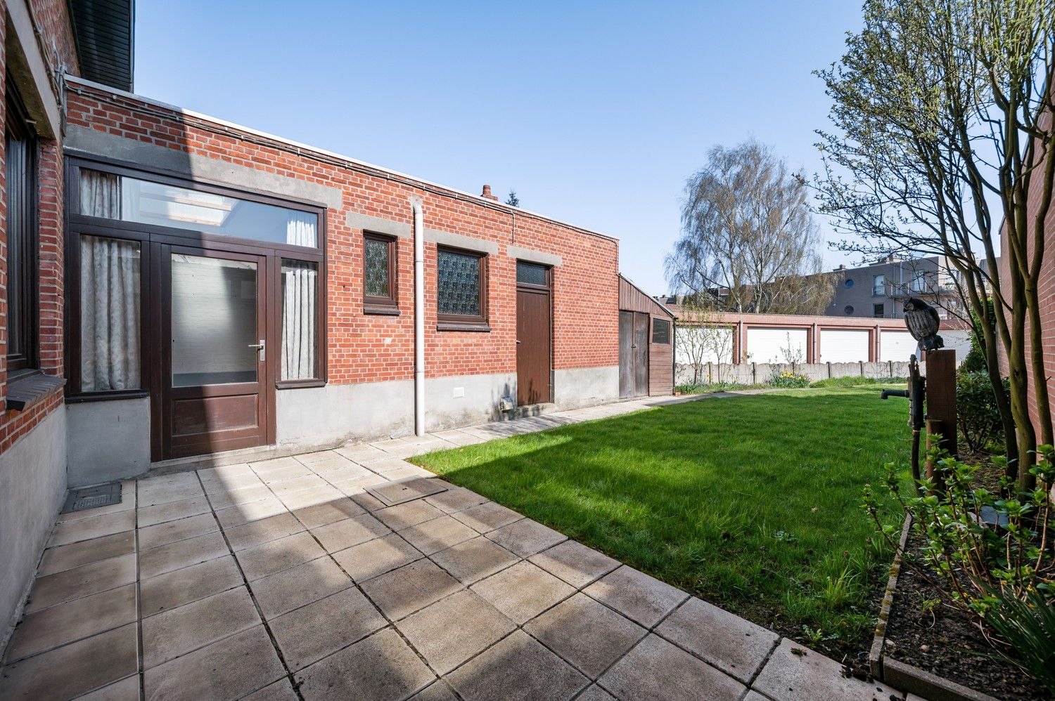 Ruime woning met 4slaapkamers en zonnige tuin in Ranst! foto 18