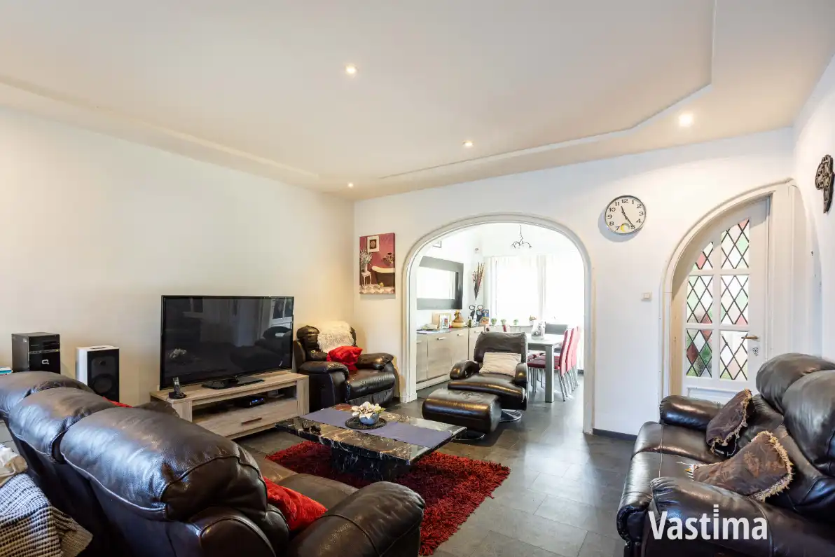 Instapklare stadswoning met 3 slaapkamers, 2 badkamers en tuin foto 5