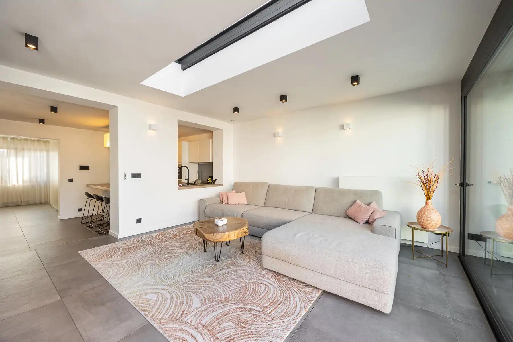 Instapklare woning met 3 slaapkamers en grote tuin foto 5