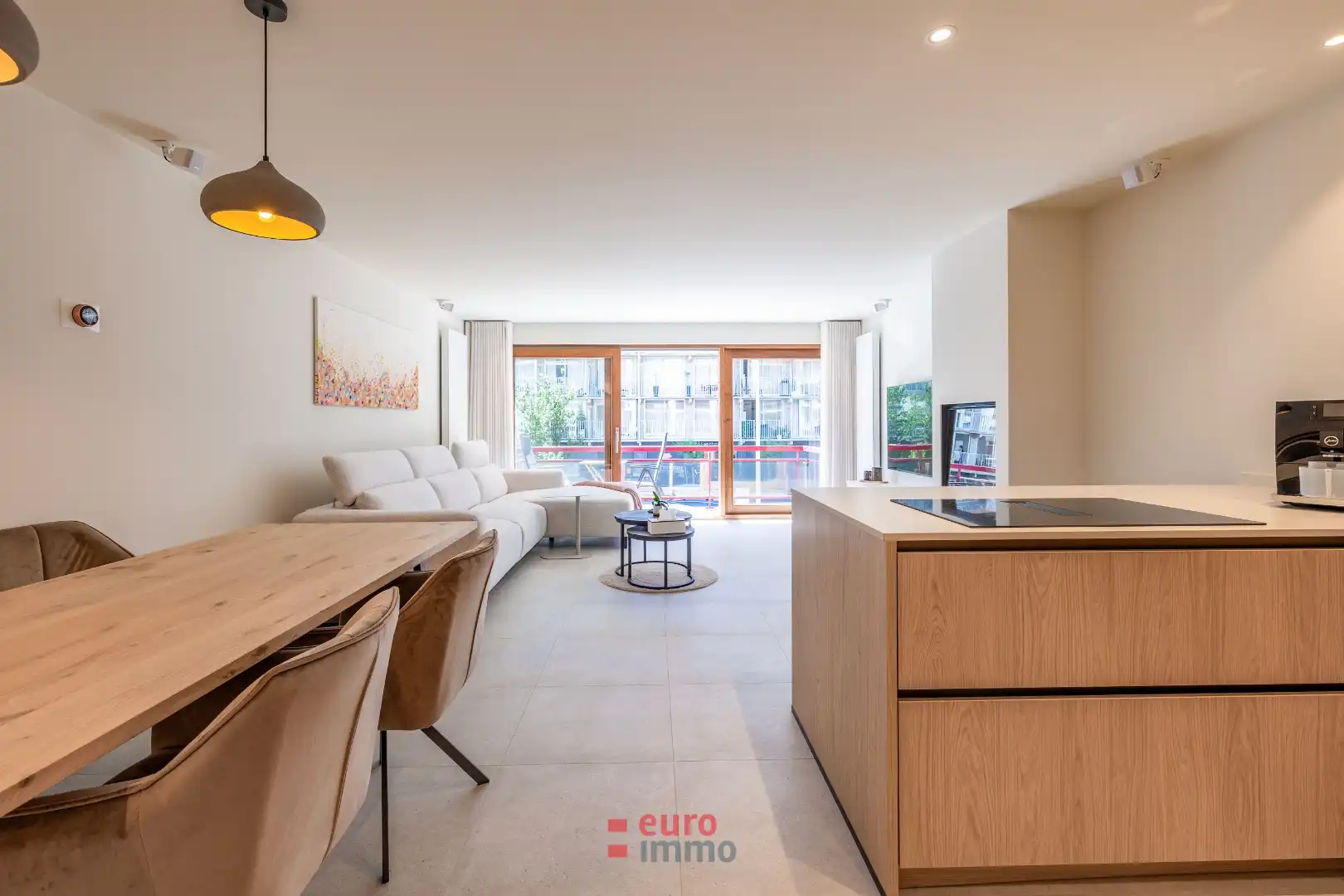 High-end afgewerkte topper met 2 slaapkamers én super groot terras! foto 3