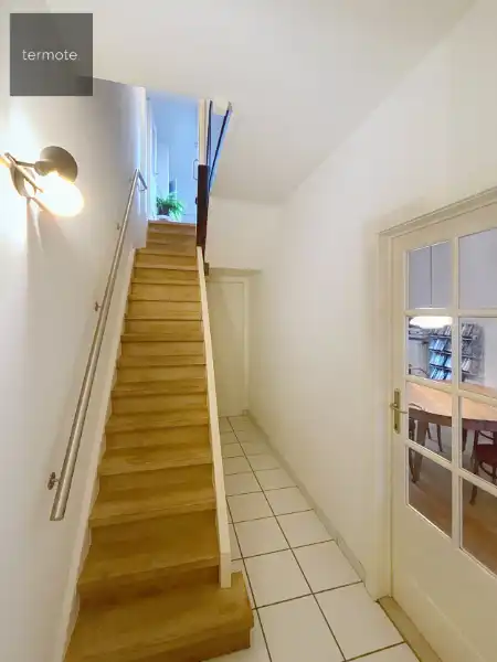 Ruime woning foto 17