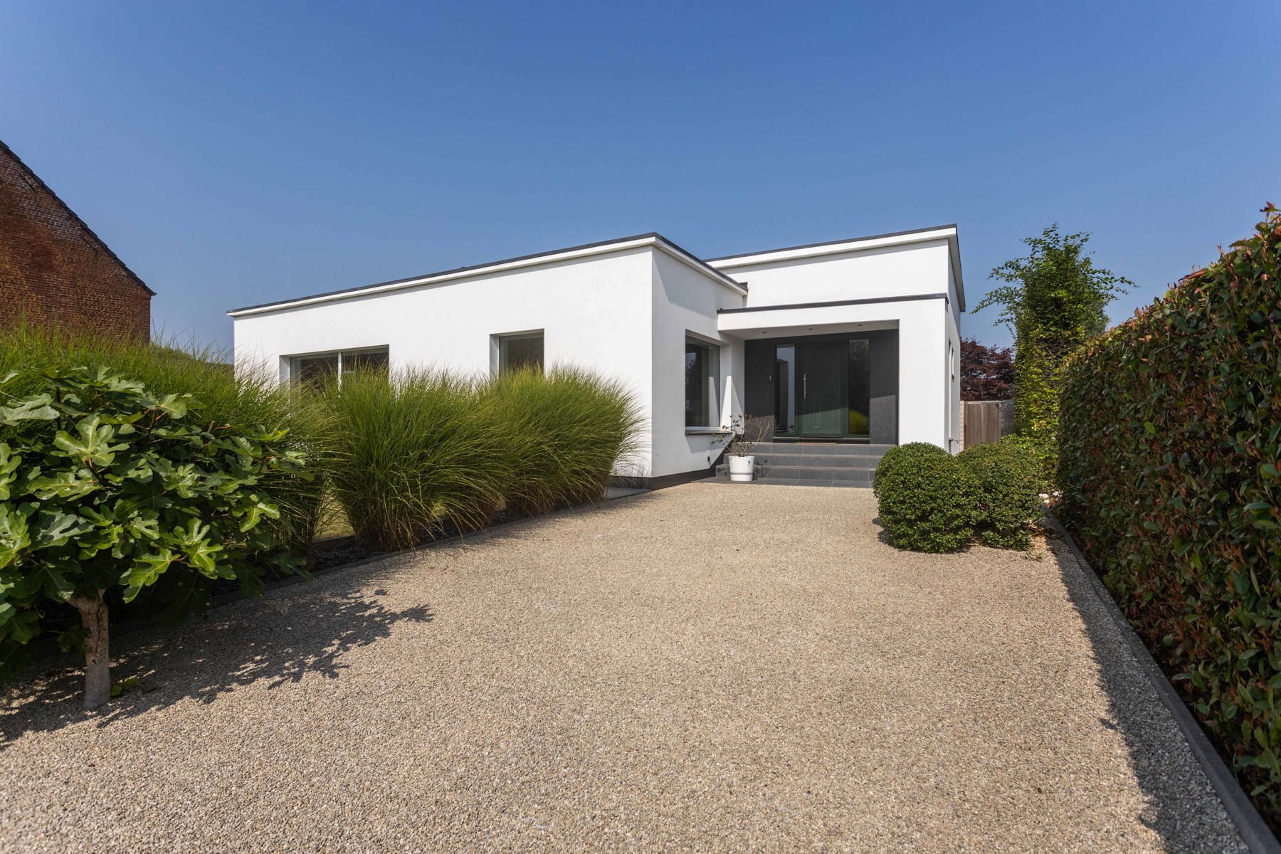 EXCLUSIEVE VILLA MET ZWEMBAD EN PRACHTIGE TUIN! foto 4