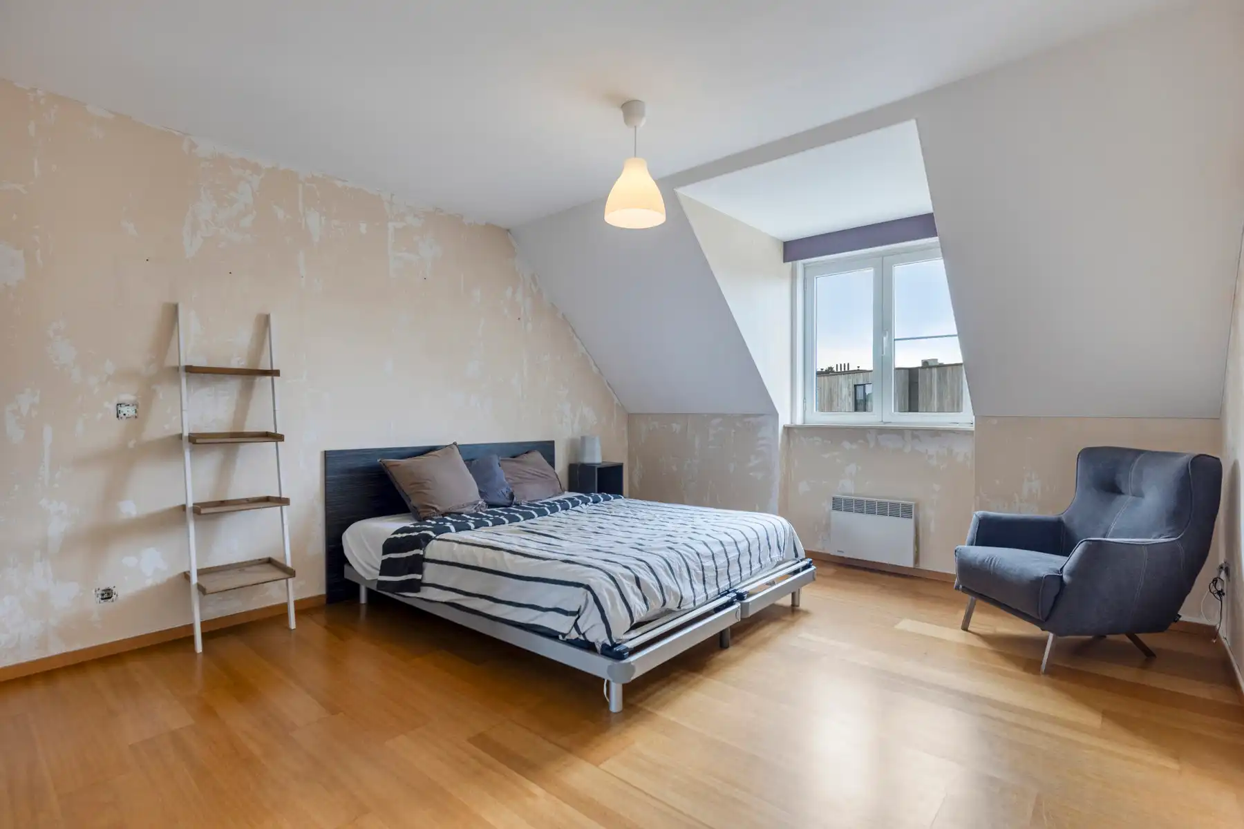 Ruim, centraal gelegen appartement met 3 slaapkamers foto 14