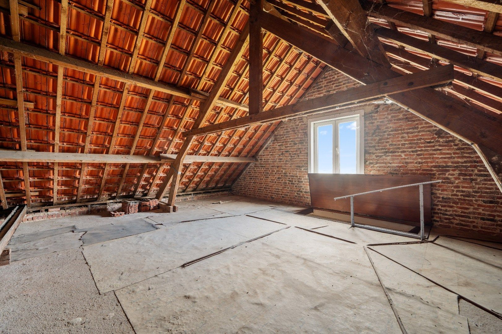 Te renoveren woning met veel potentieel op ruim perceel in Goetsenhoven (Tienen) foto 18