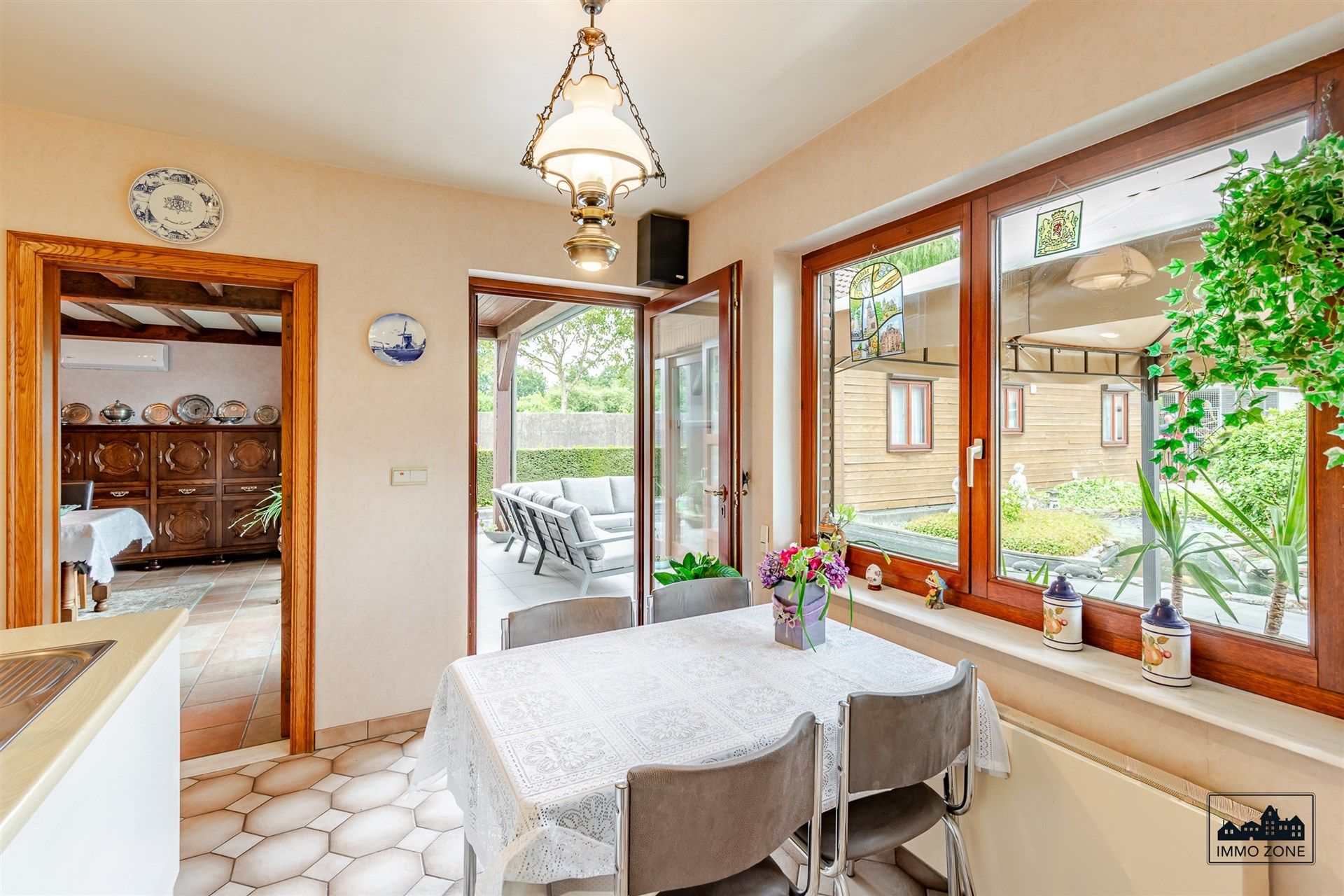 Huis, chalet en ruim magazijn van 375 m2 op toplocatie  foto 9