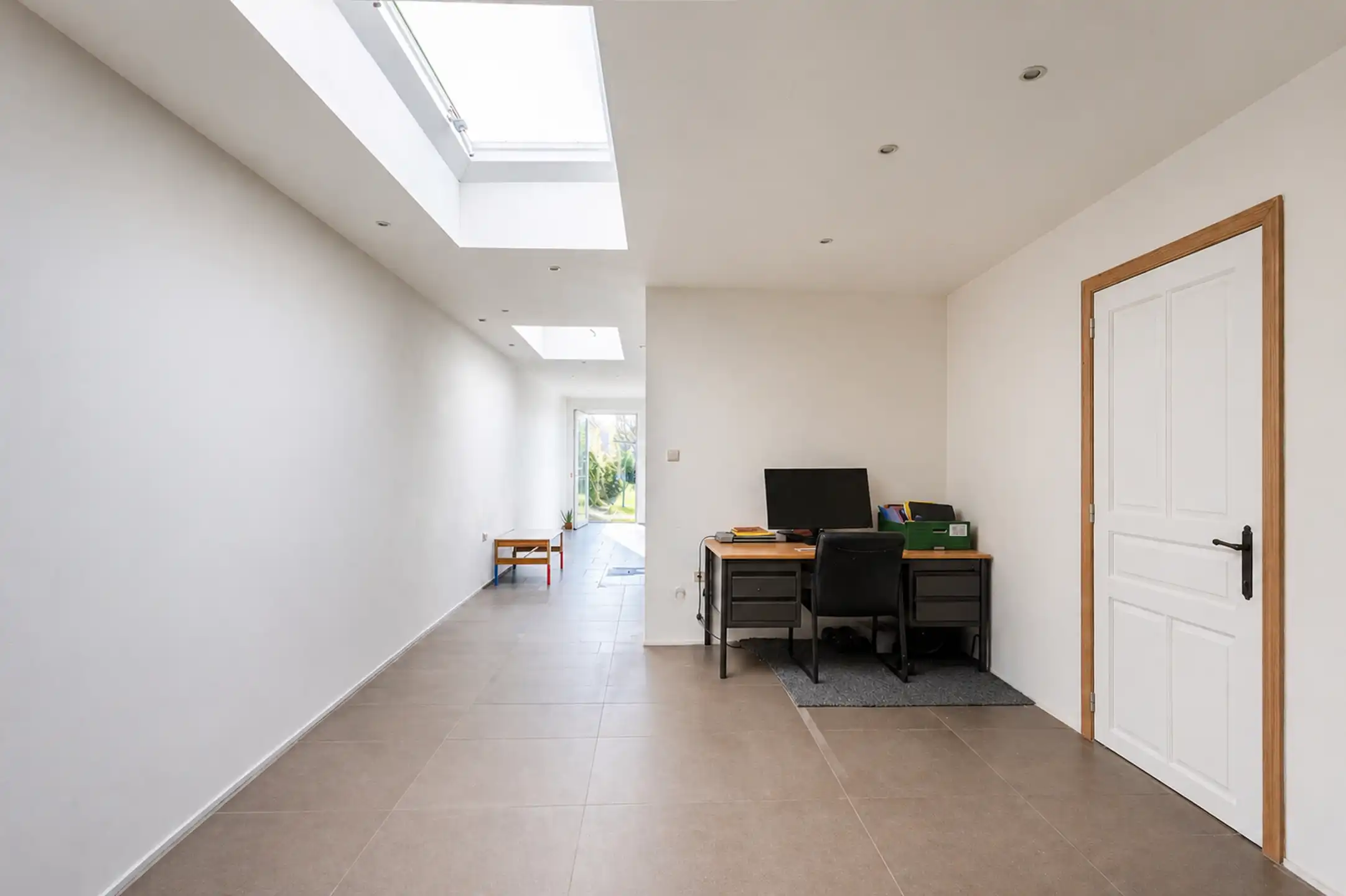 Heel ruime, energiezuinige woning met tuin in rustige buurt! foto 8