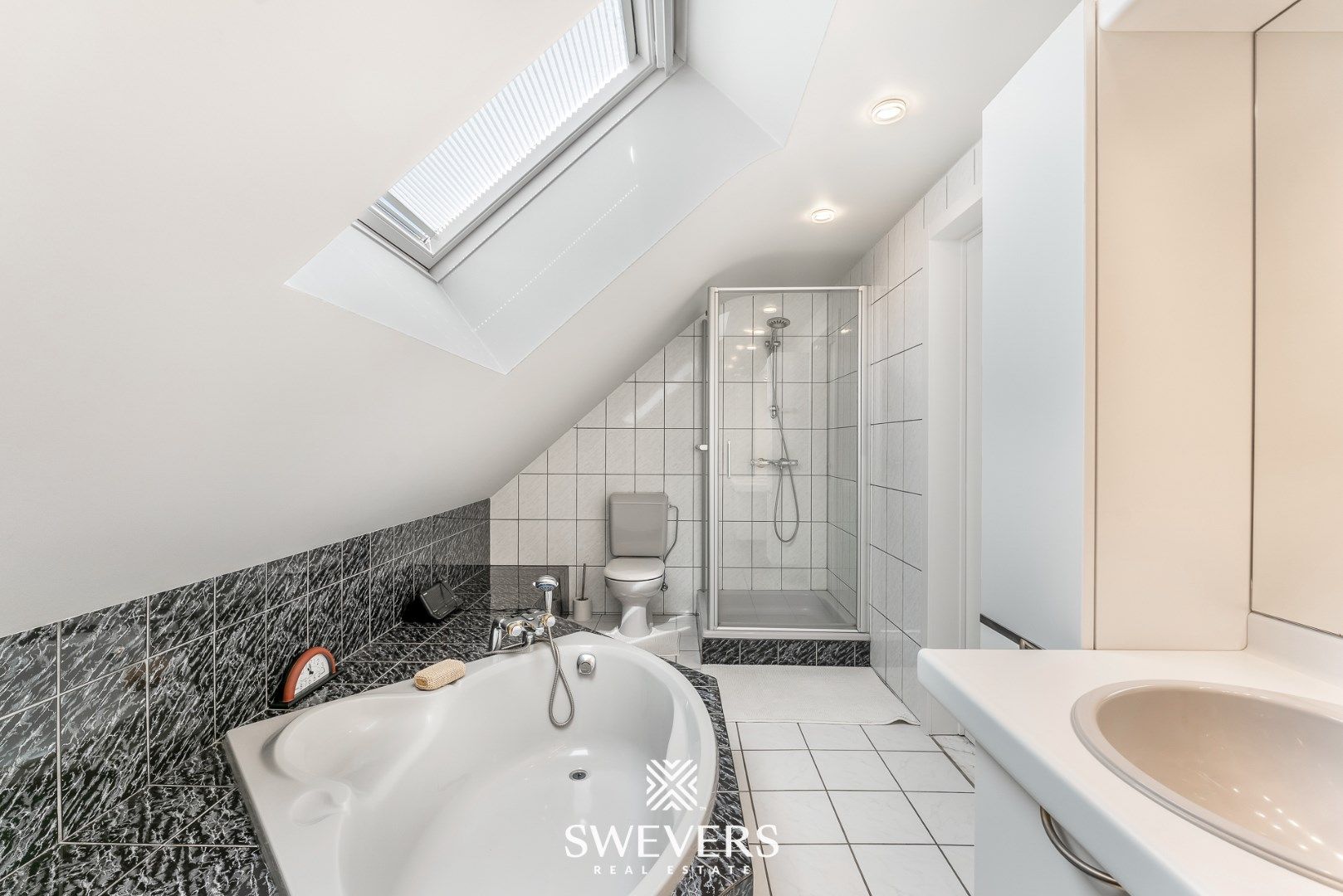 Ruime gezinswoning (278m²) met EPC B in een groen oase van 27a30ca te Bolderberg  foto 20
