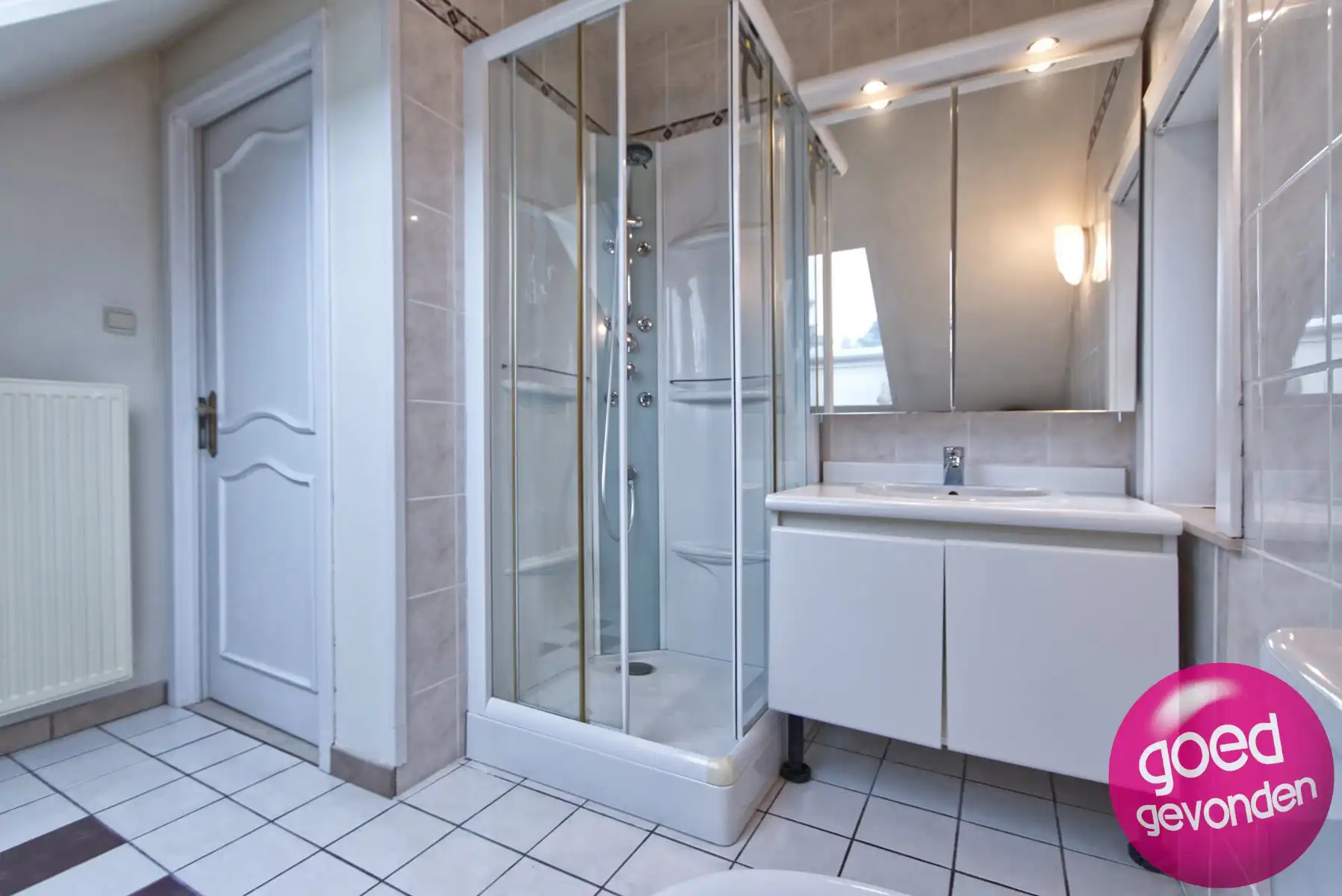 WONING - PRAKTIJK - 4 SLK - 3 BDK - TUIN - TERRAS - PARKING foto 38