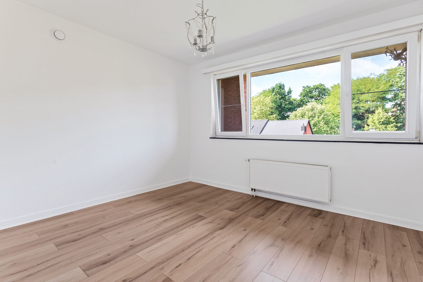 Unieke kans: 2 appartementen met tuin, garagebox en berging foto 22