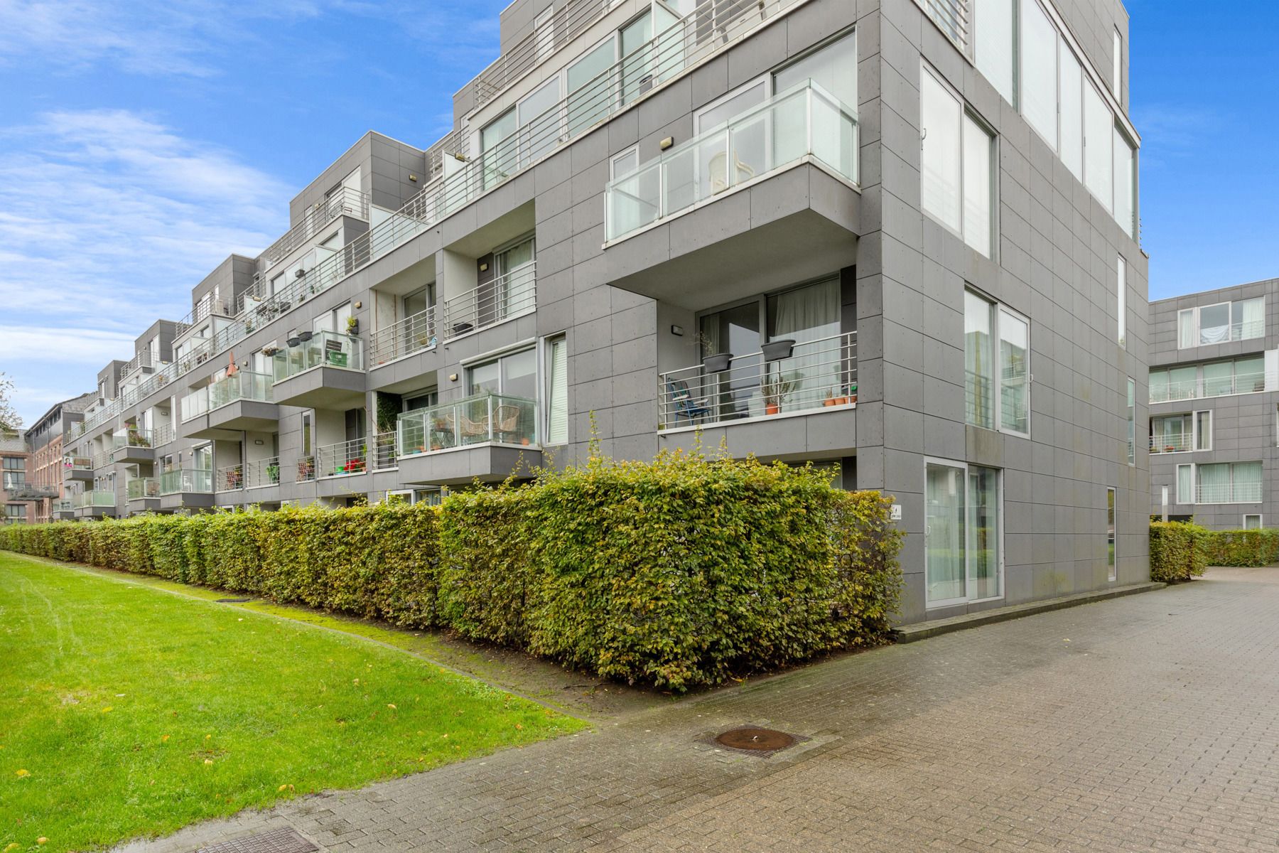 Lichtrijk appartement met tuin in hartje Gent foto 4