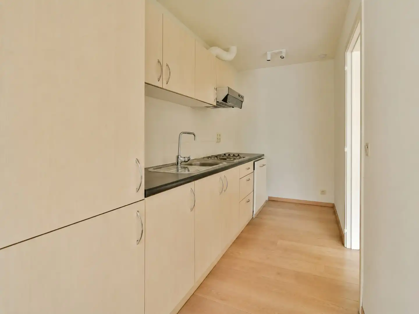 Appartement aan de markt van Torhout! foto 5